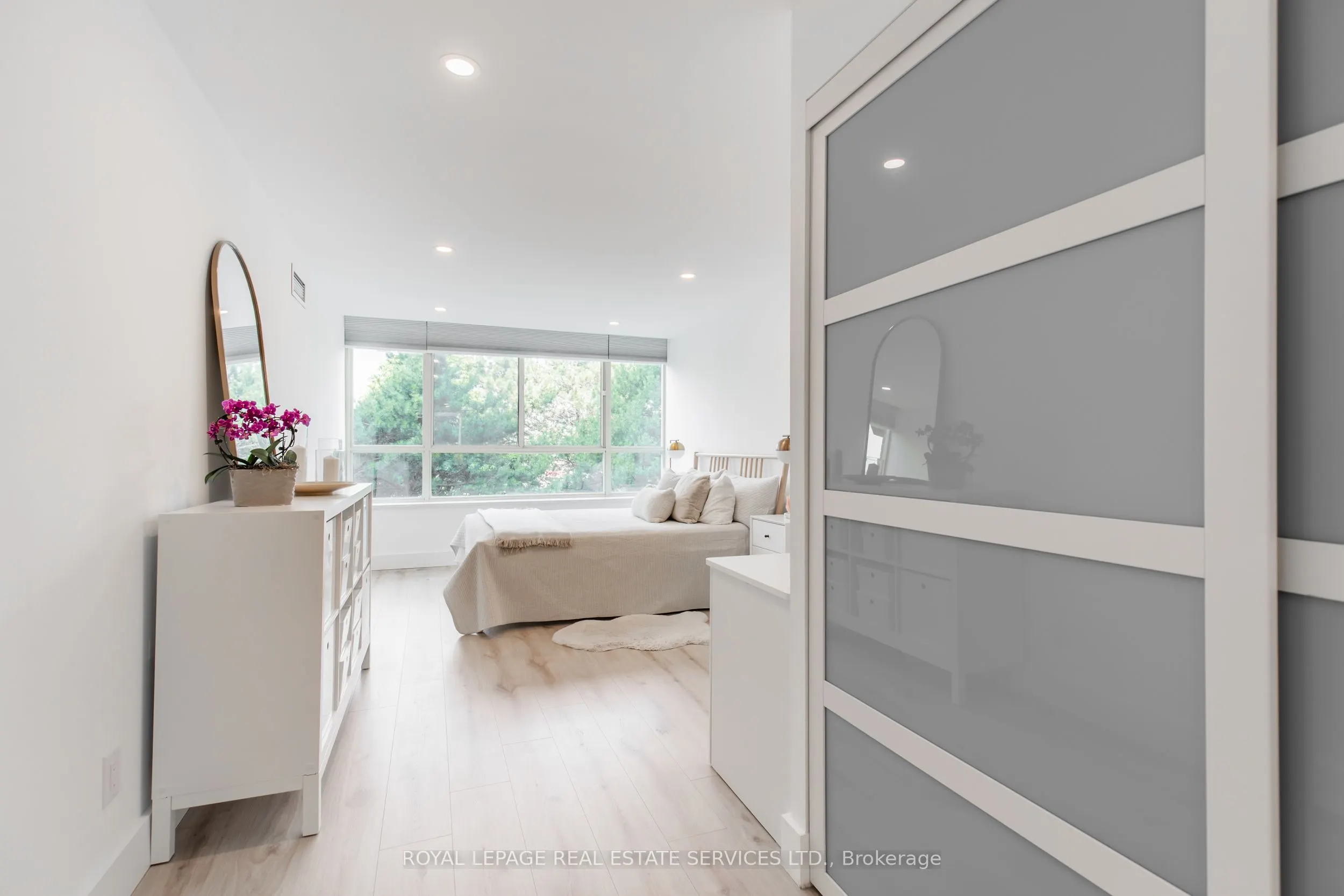 100 Observatory Lane, #404