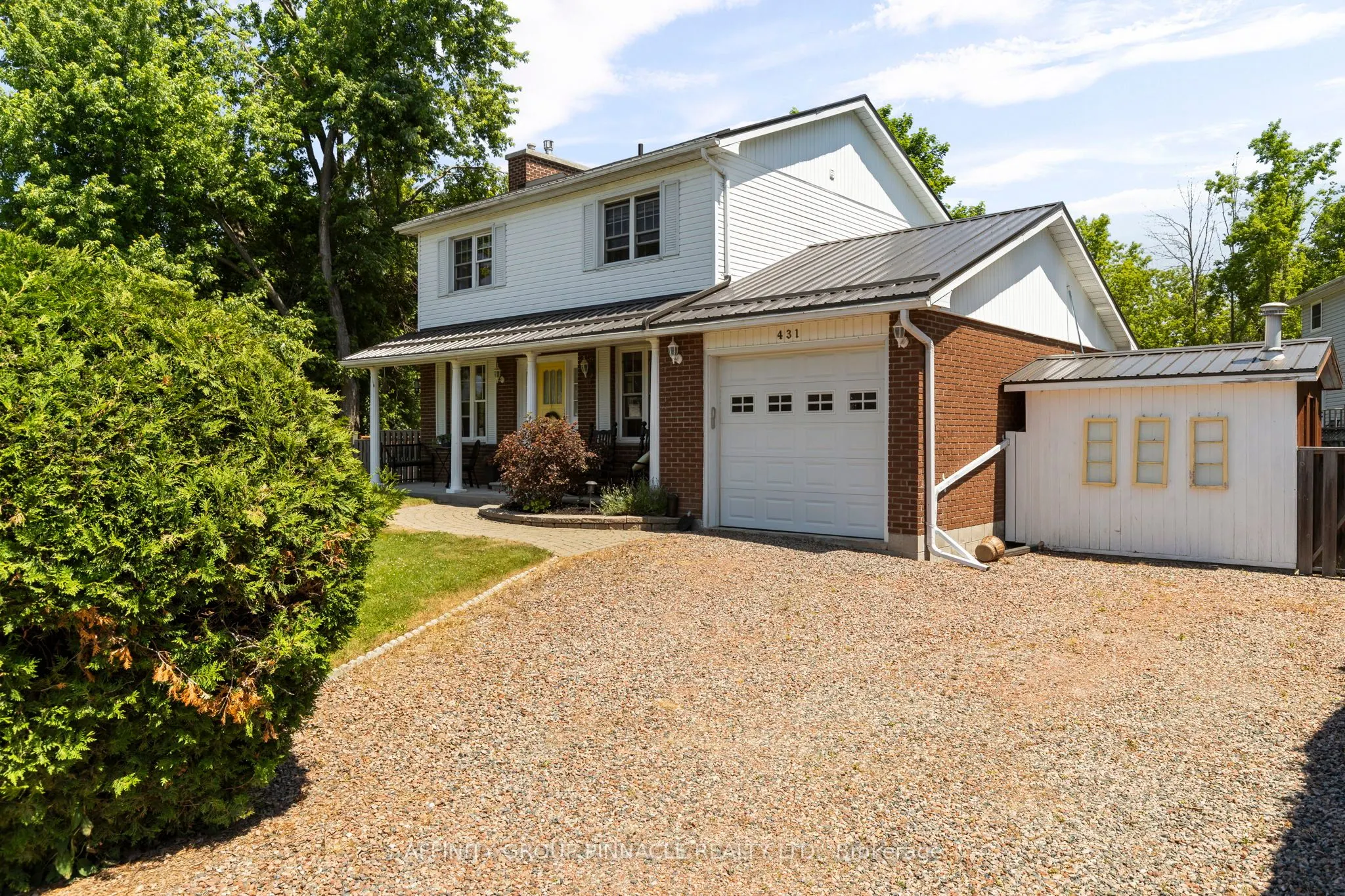 431 Dundas Street