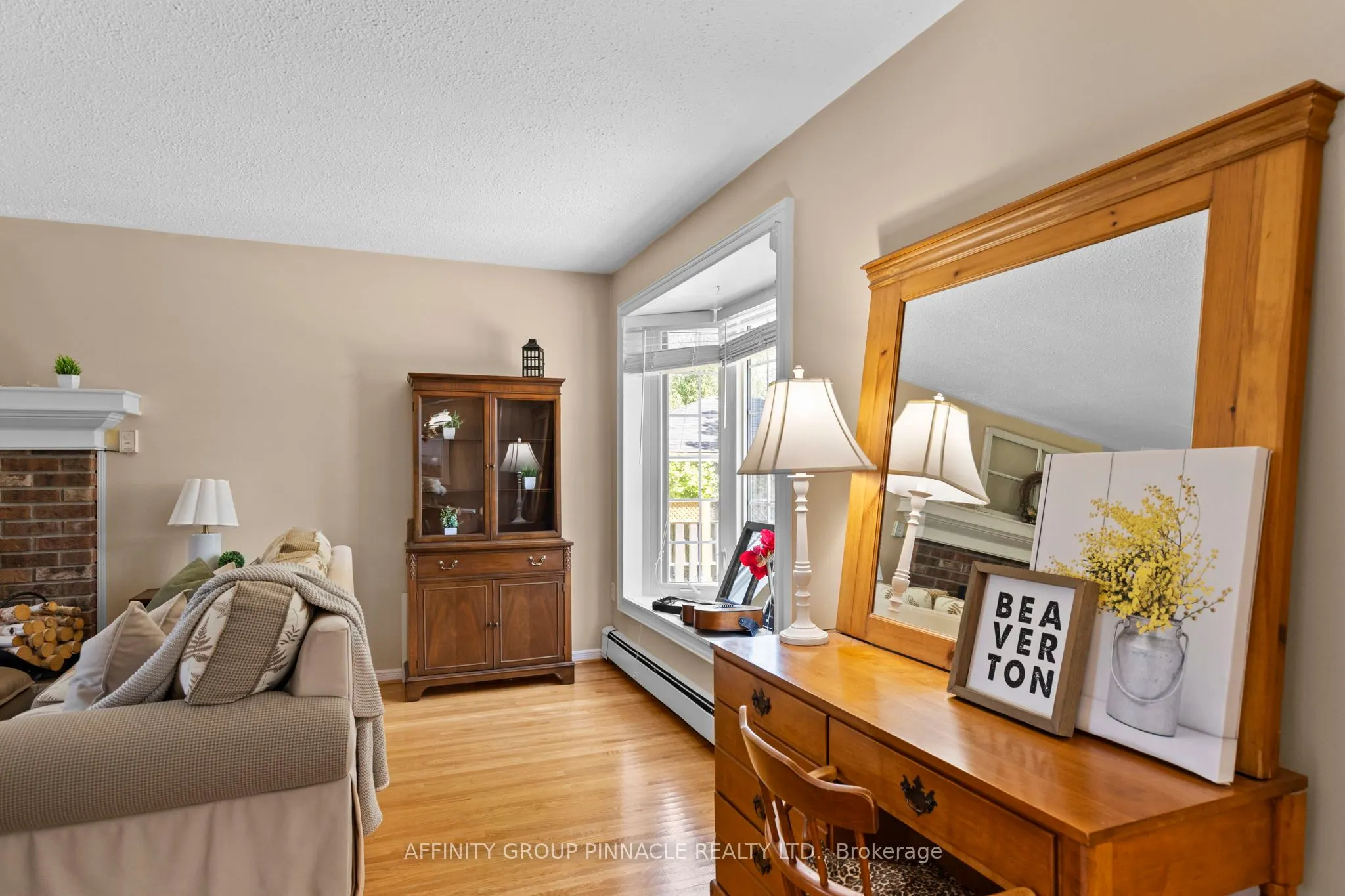 431 Dundas Street