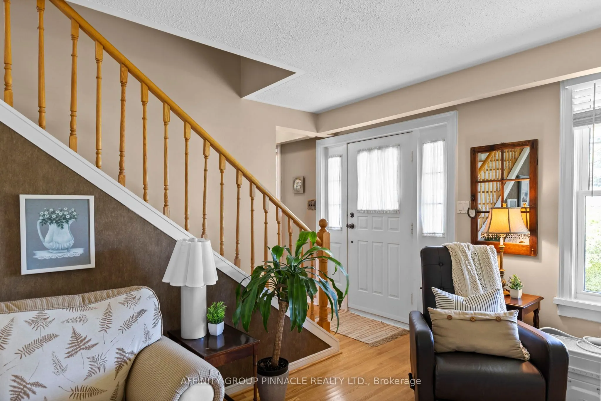 431 Dundas Street