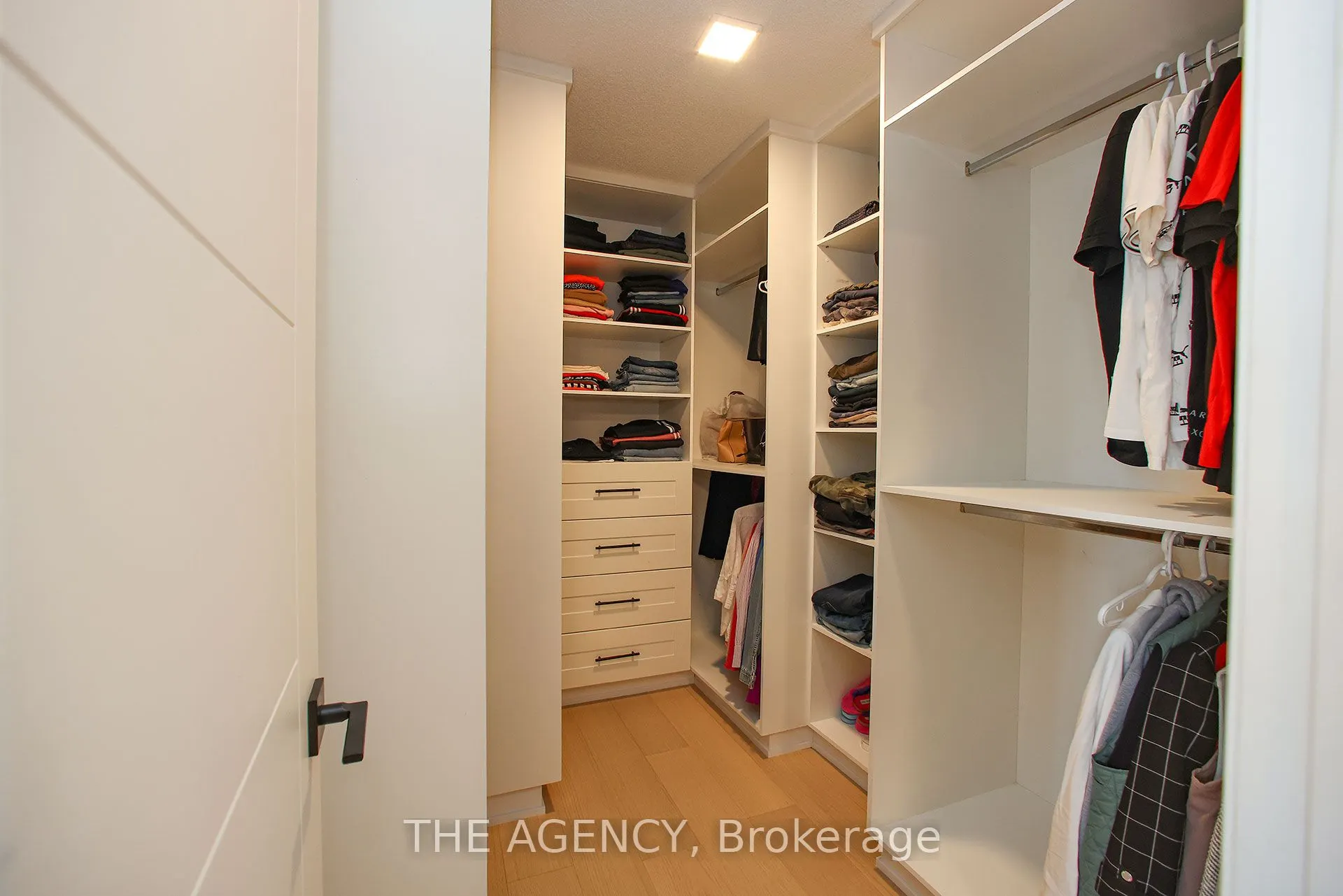 88 Glendower Crescent