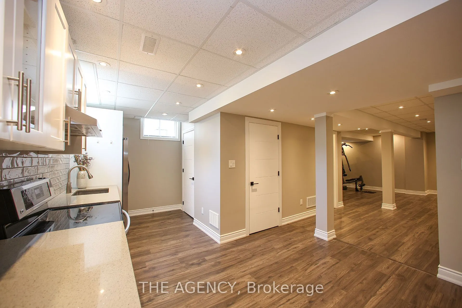 88 Glendower Crescent