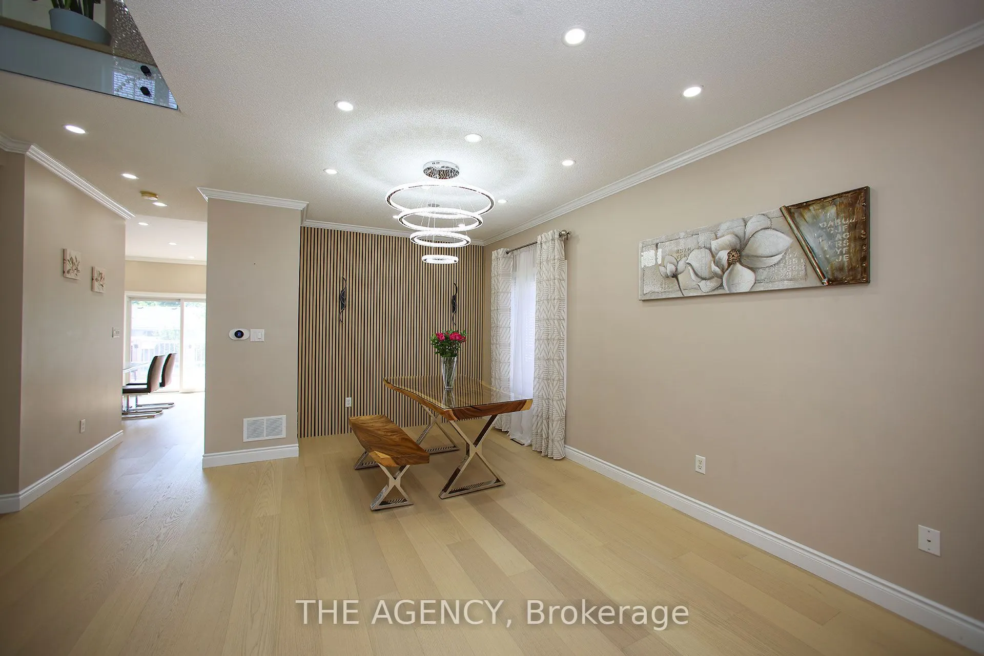 88 Glendower Crescent