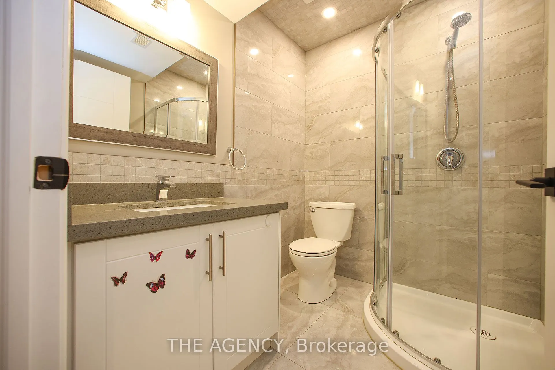 88 Glendower Crescent