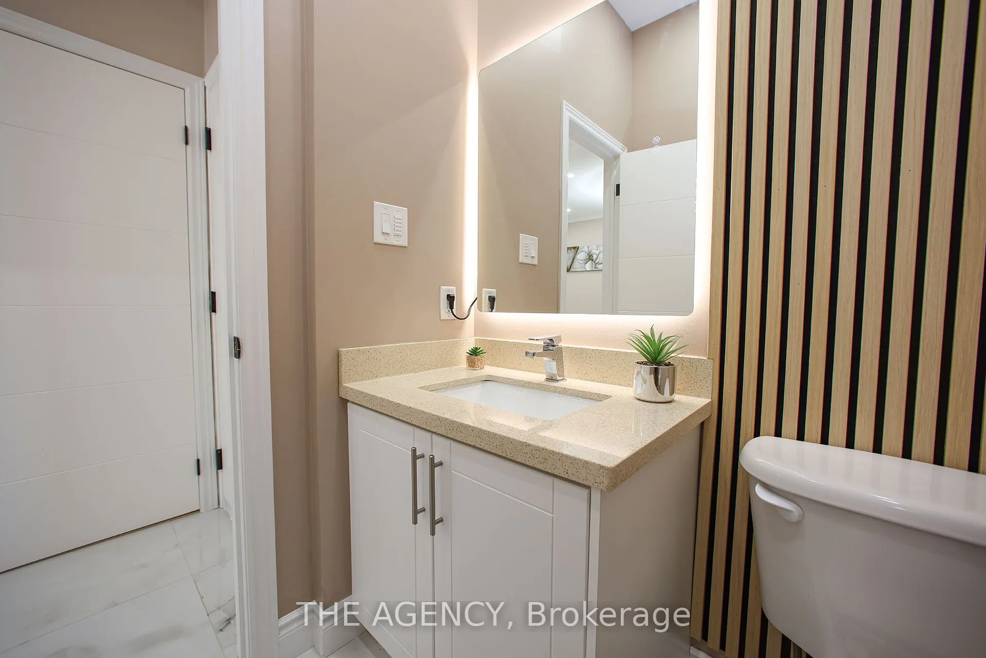 88 Glendower Crescent