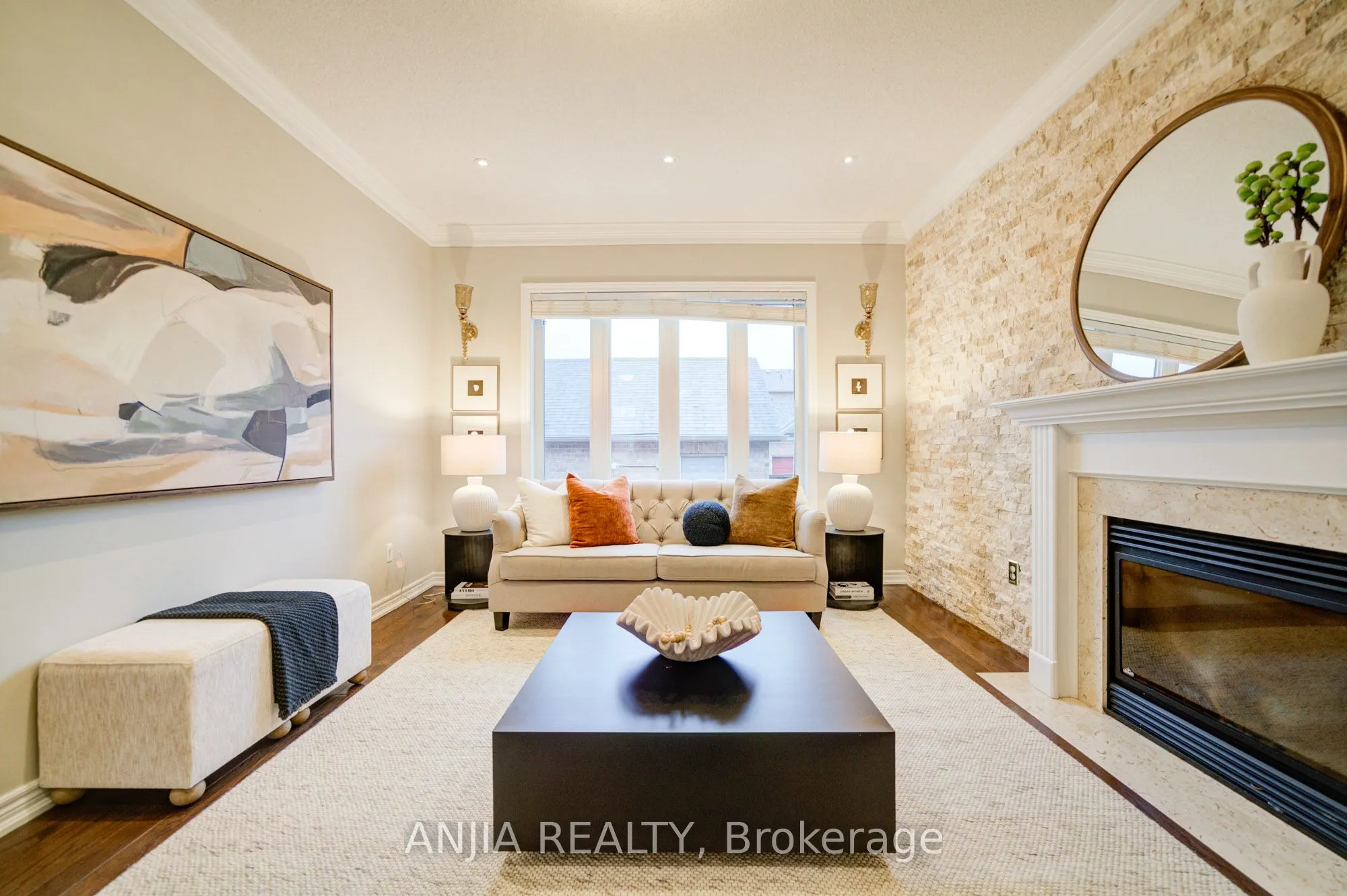 558 Hoover Park Drive