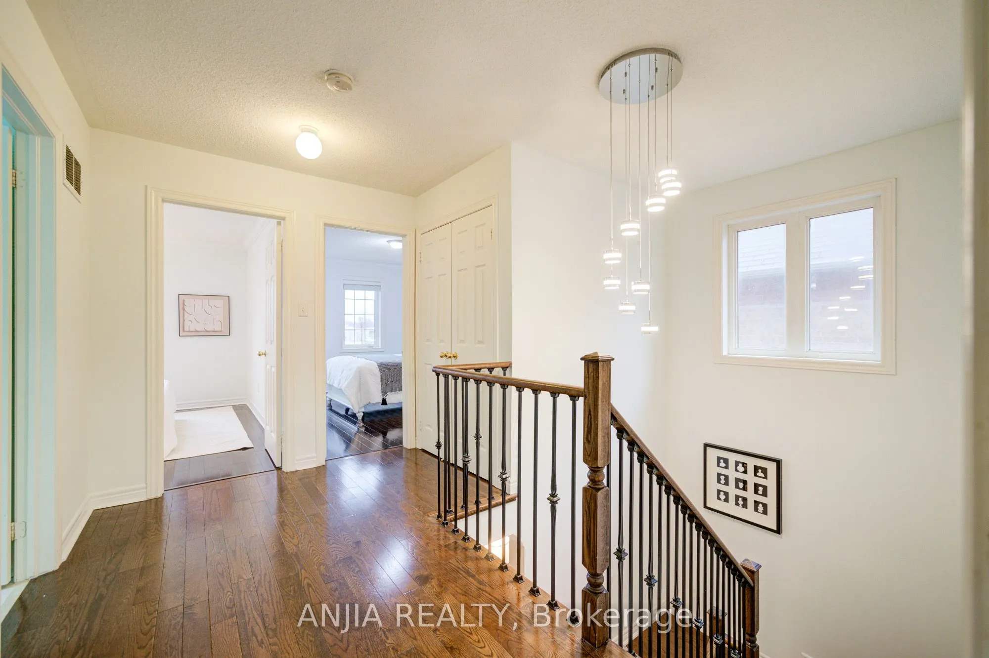 558 Hoover Park Drive