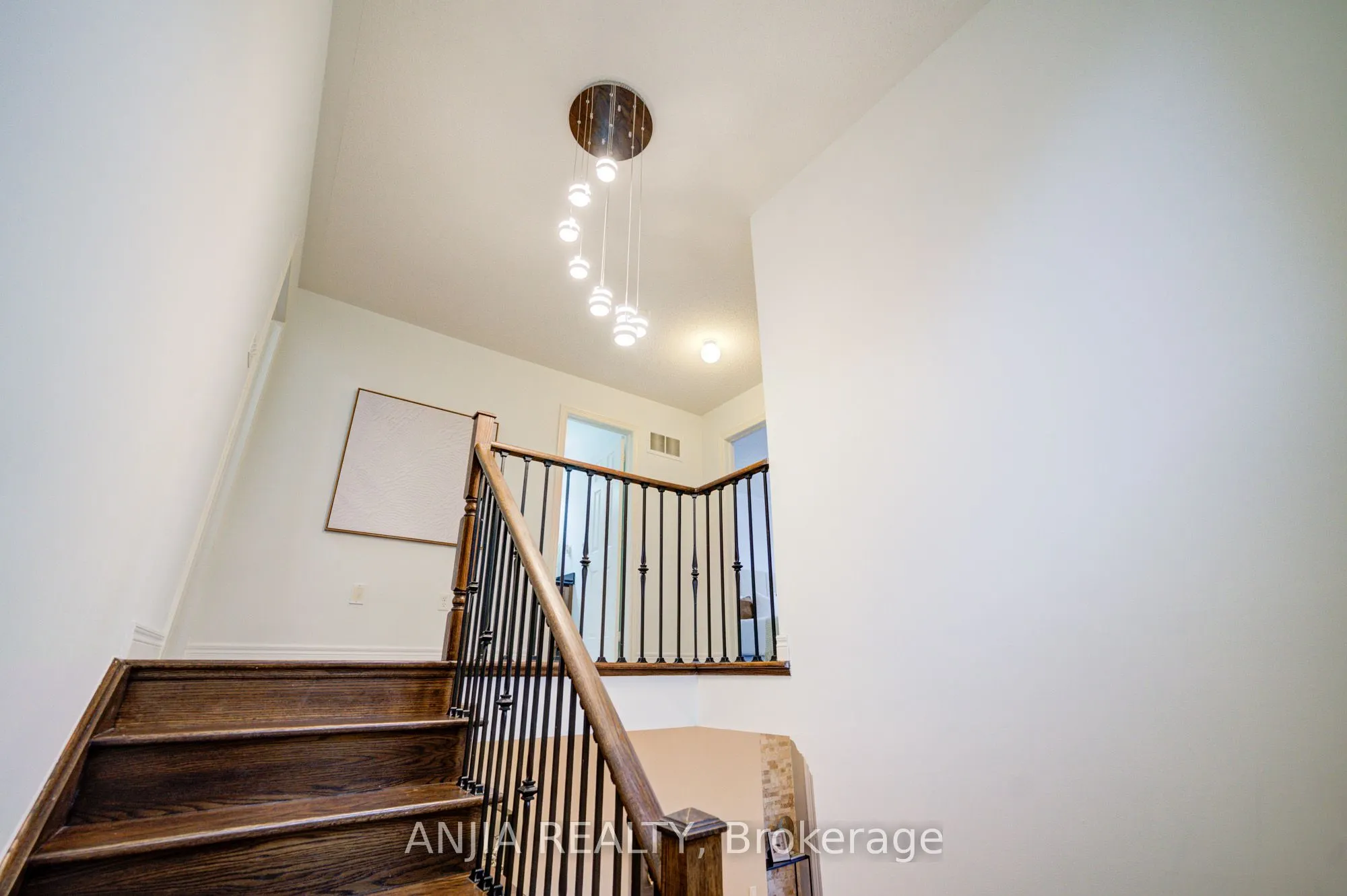 558 Hoover Park Drive