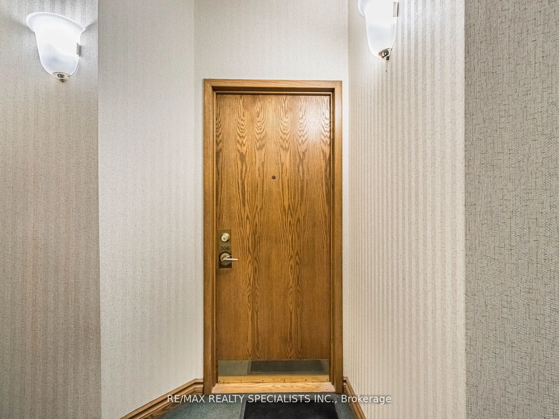21 George Street, #306