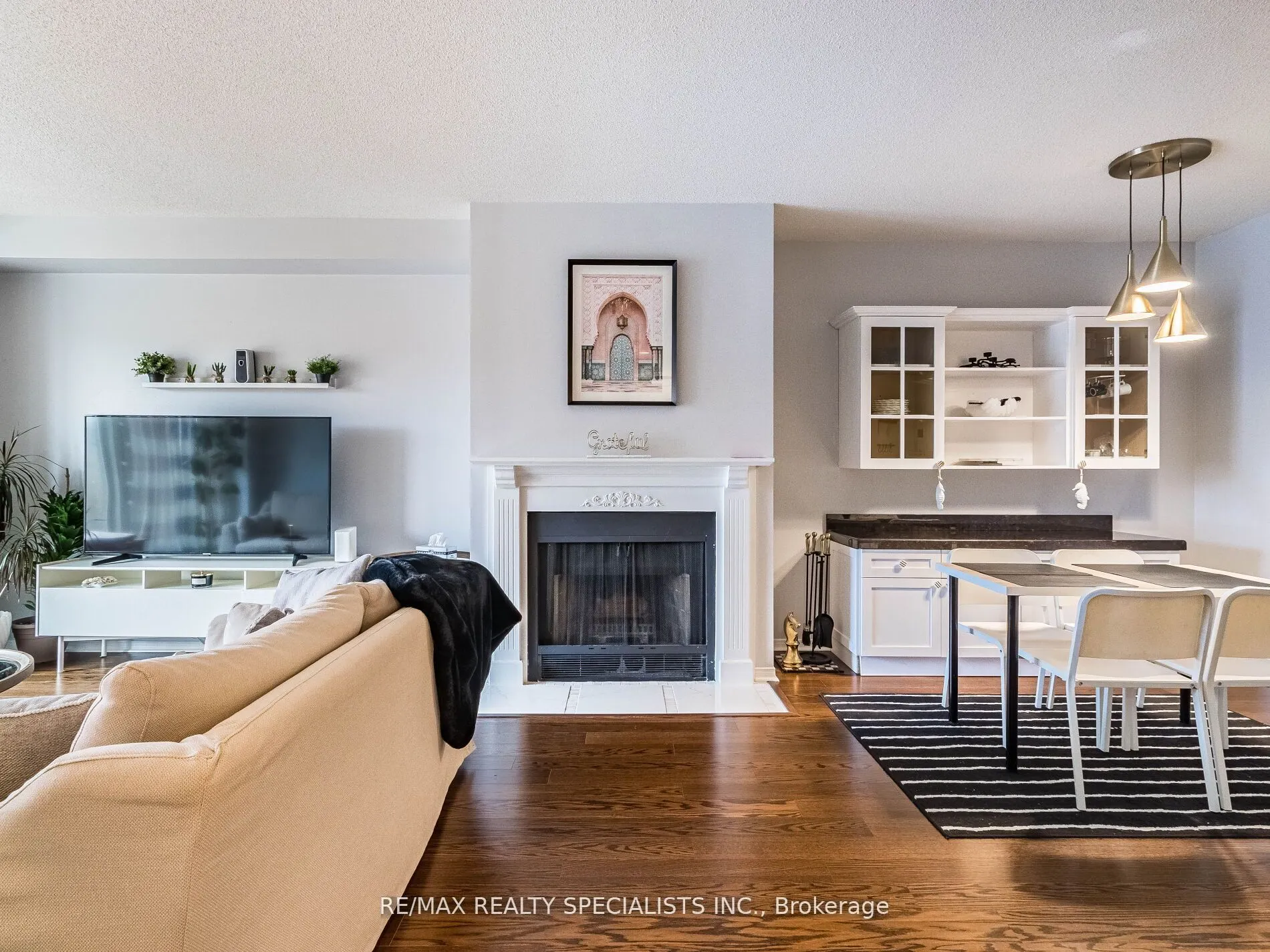 21 George Street, #306