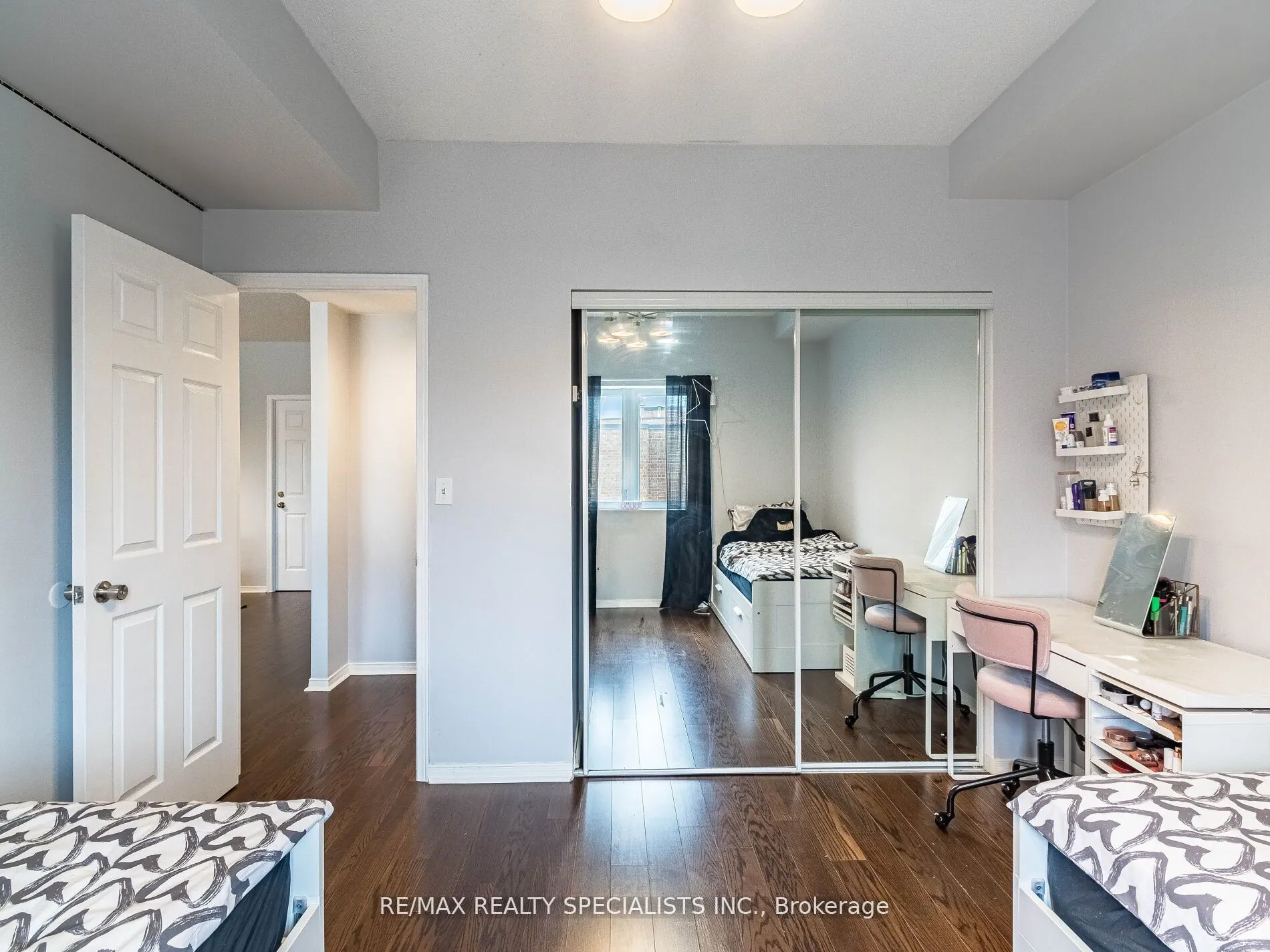 21 George Street, #306
