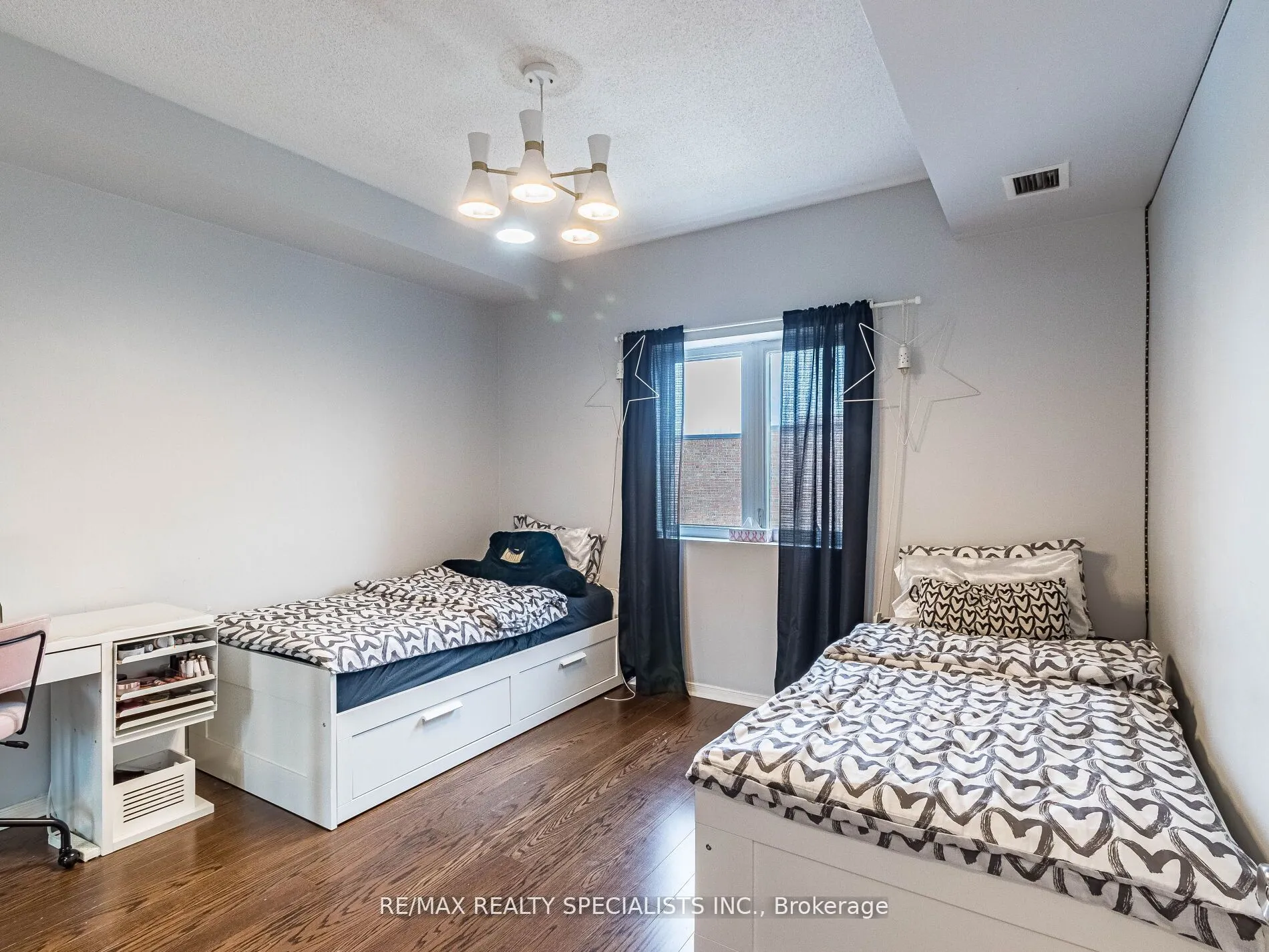 21 George Street, #306