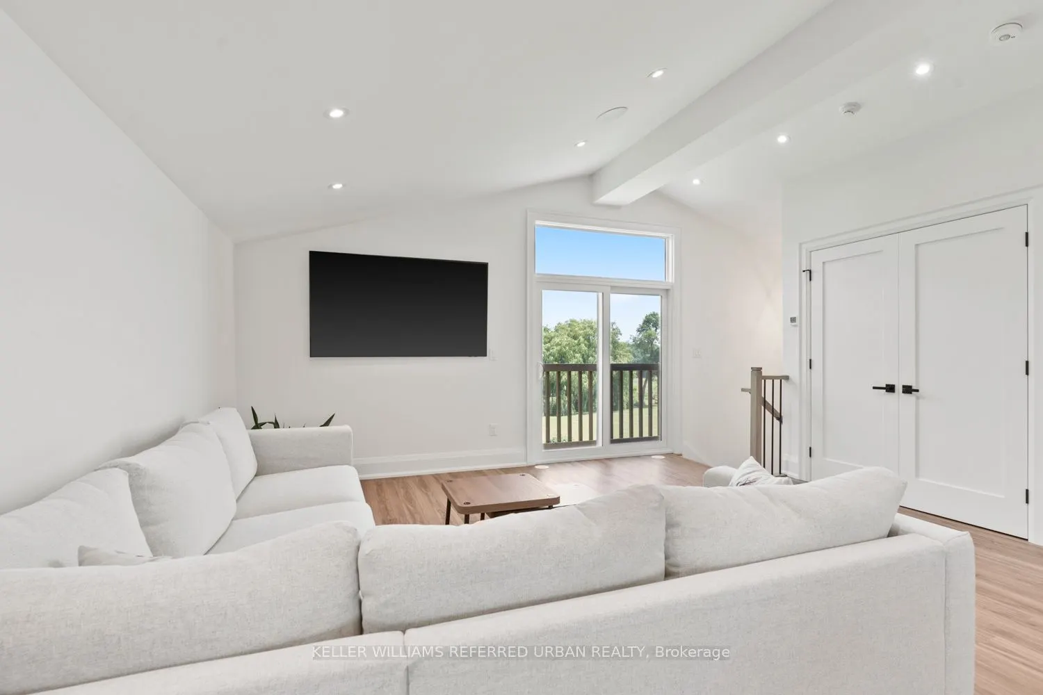 17145 8th Concession Road