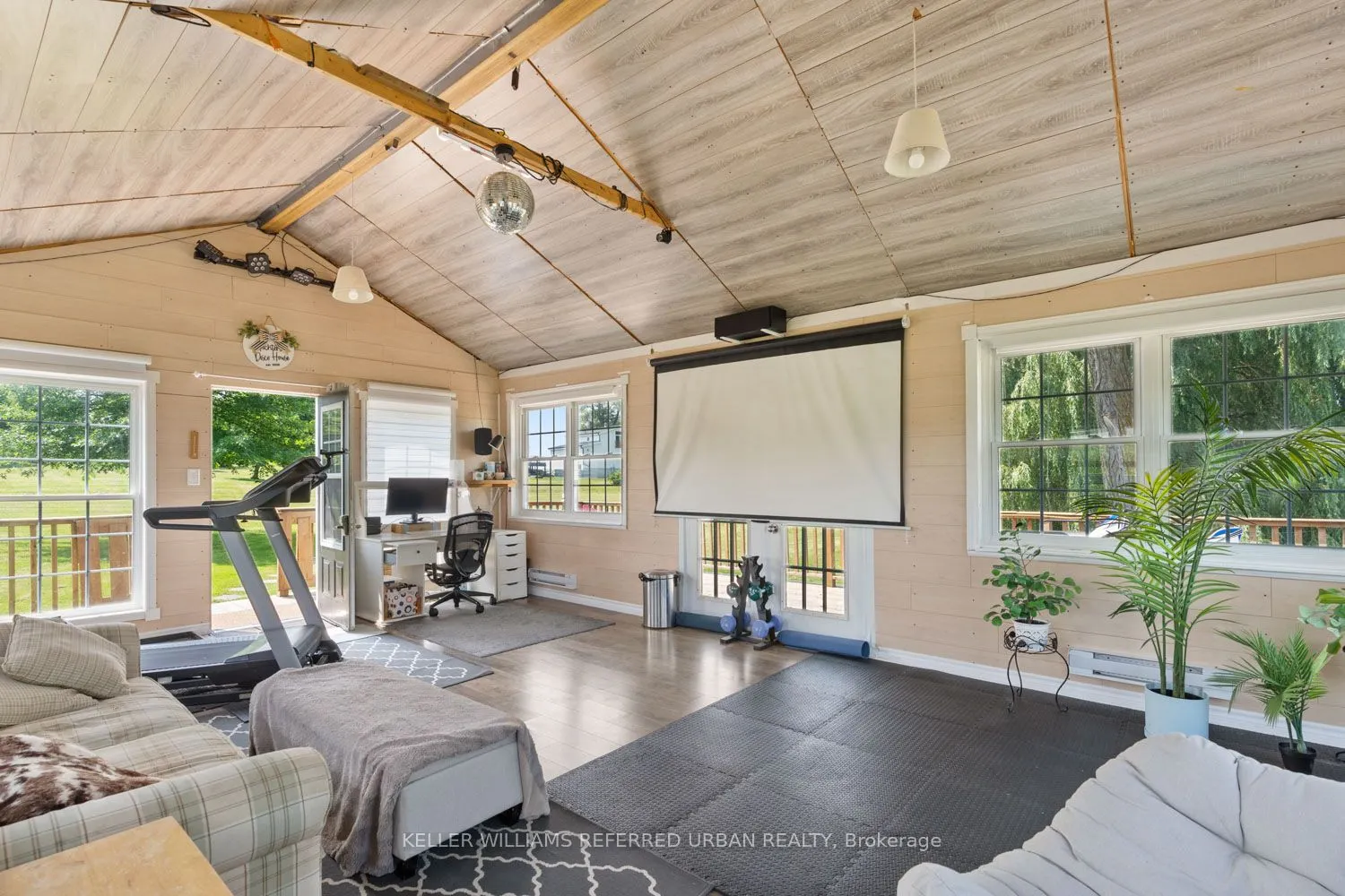 17145 8th Concession Road