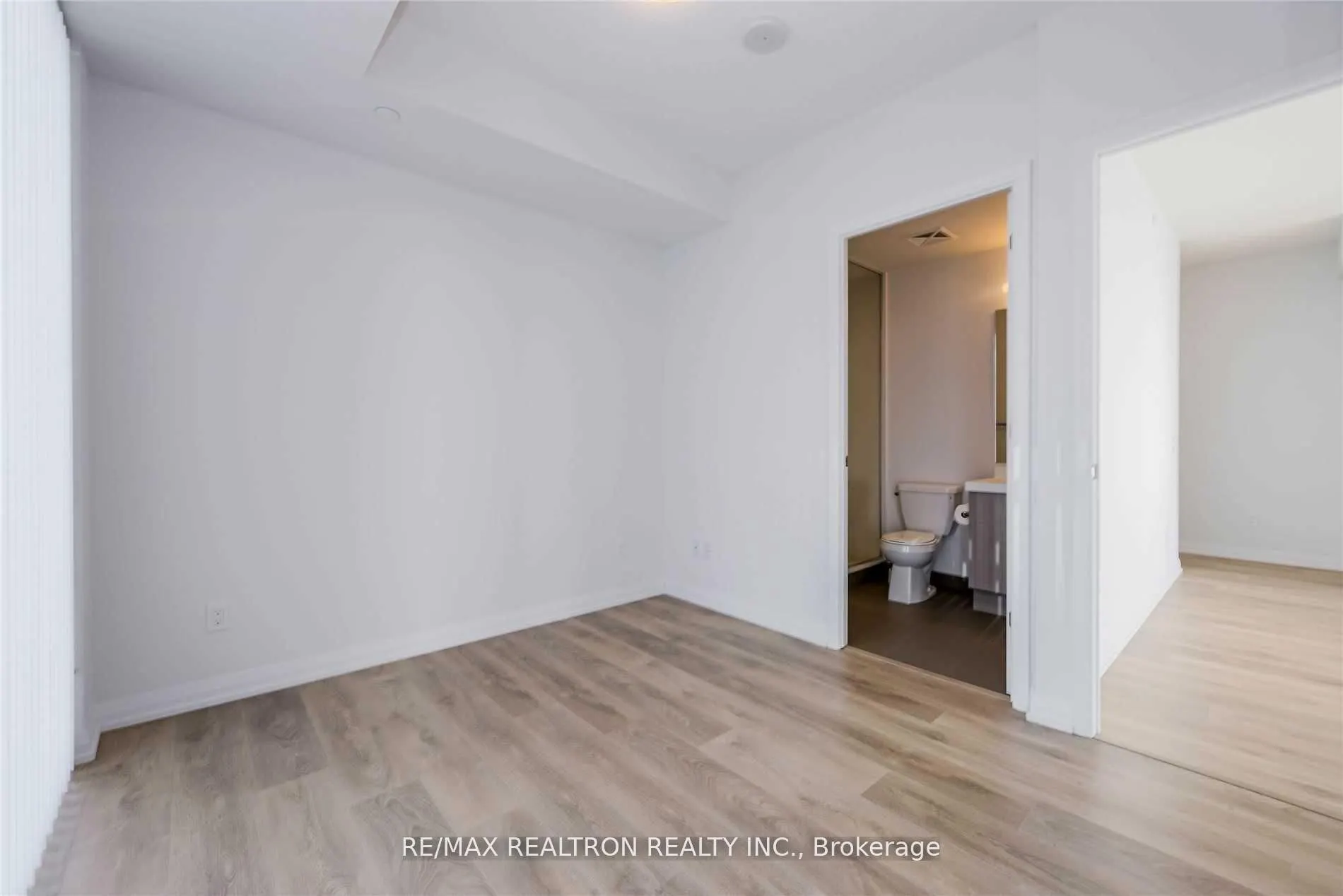 7895 Jane Street, #2606