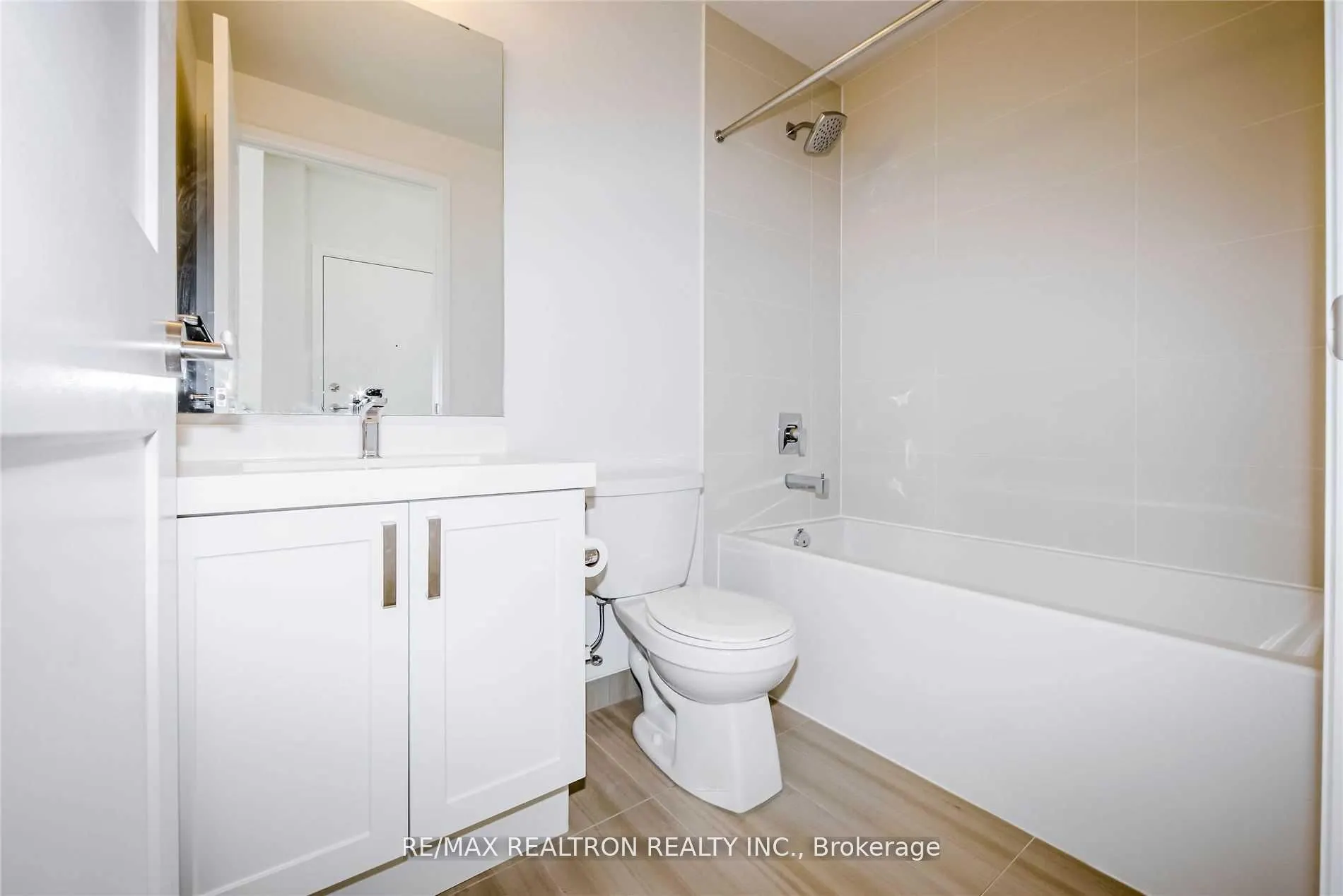 7895 Jane Street, #2606