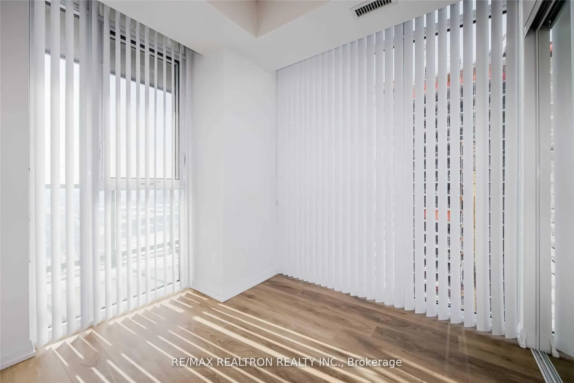 7895 Jane Street, #2606