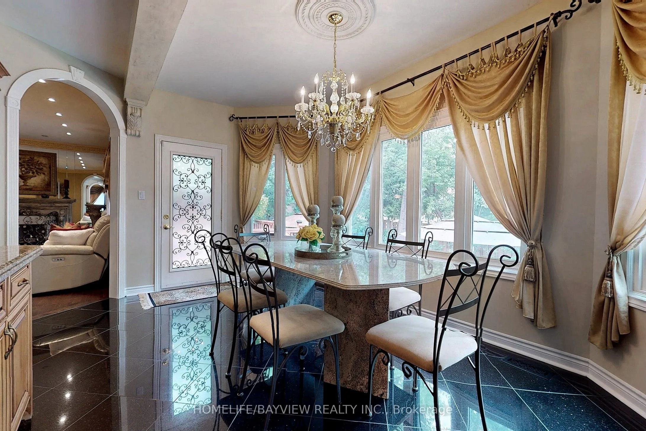 5 Rose Green Drive