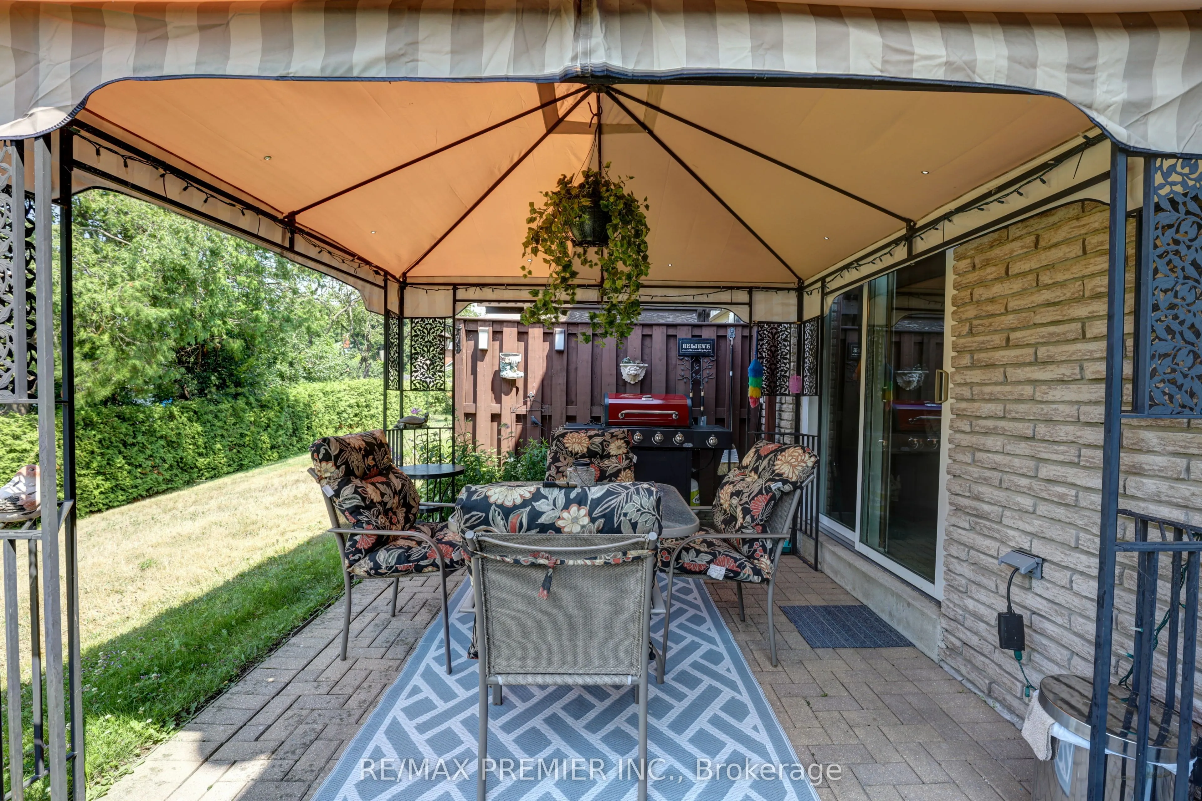 433 May Street, #14