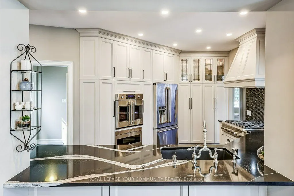 735 Madeline Heights