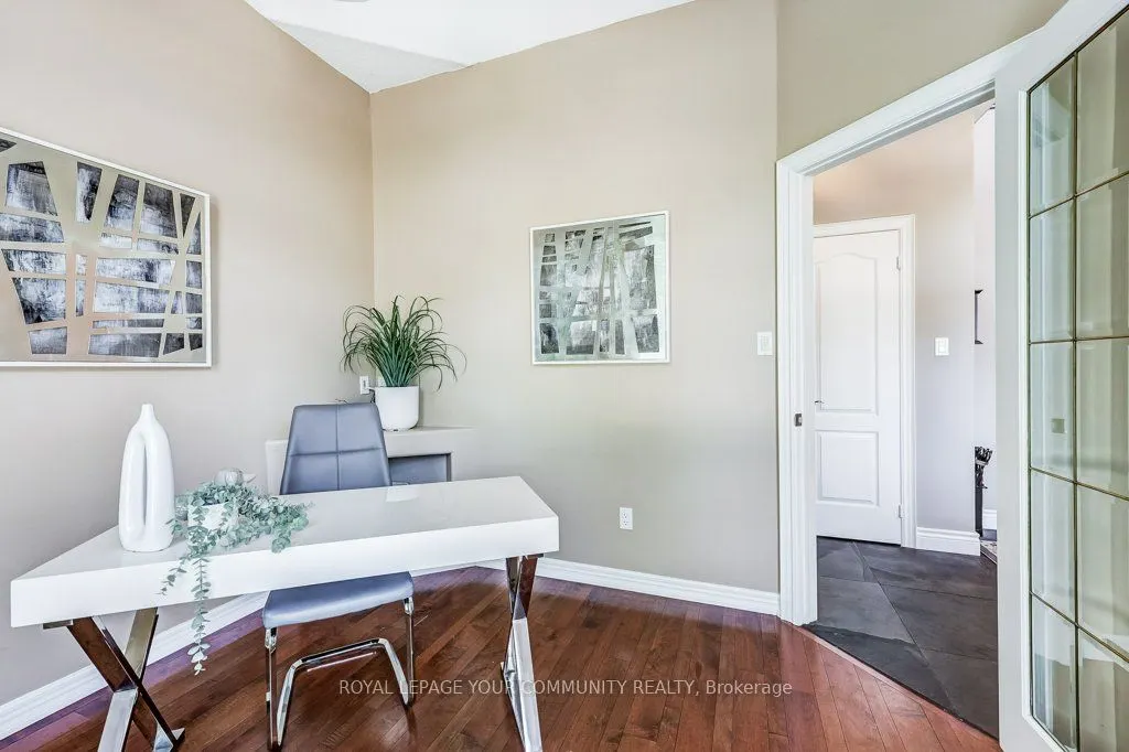 735 Madeline Heights