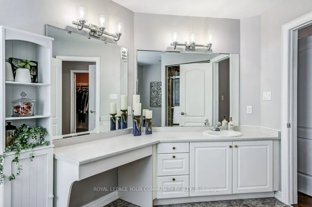735 Madeline Heights