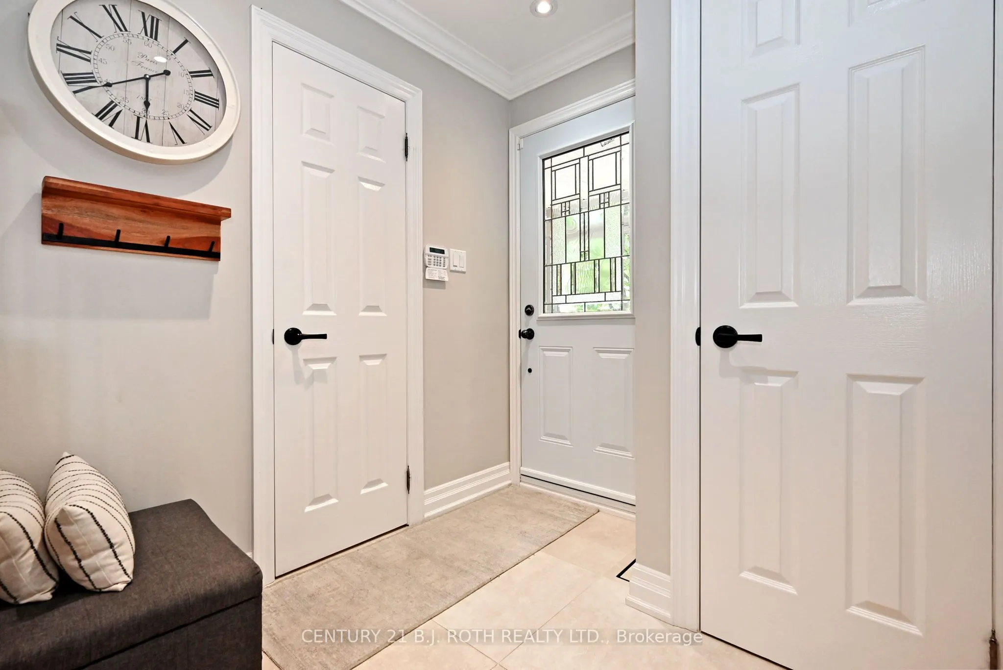 99 Sandfield Drive