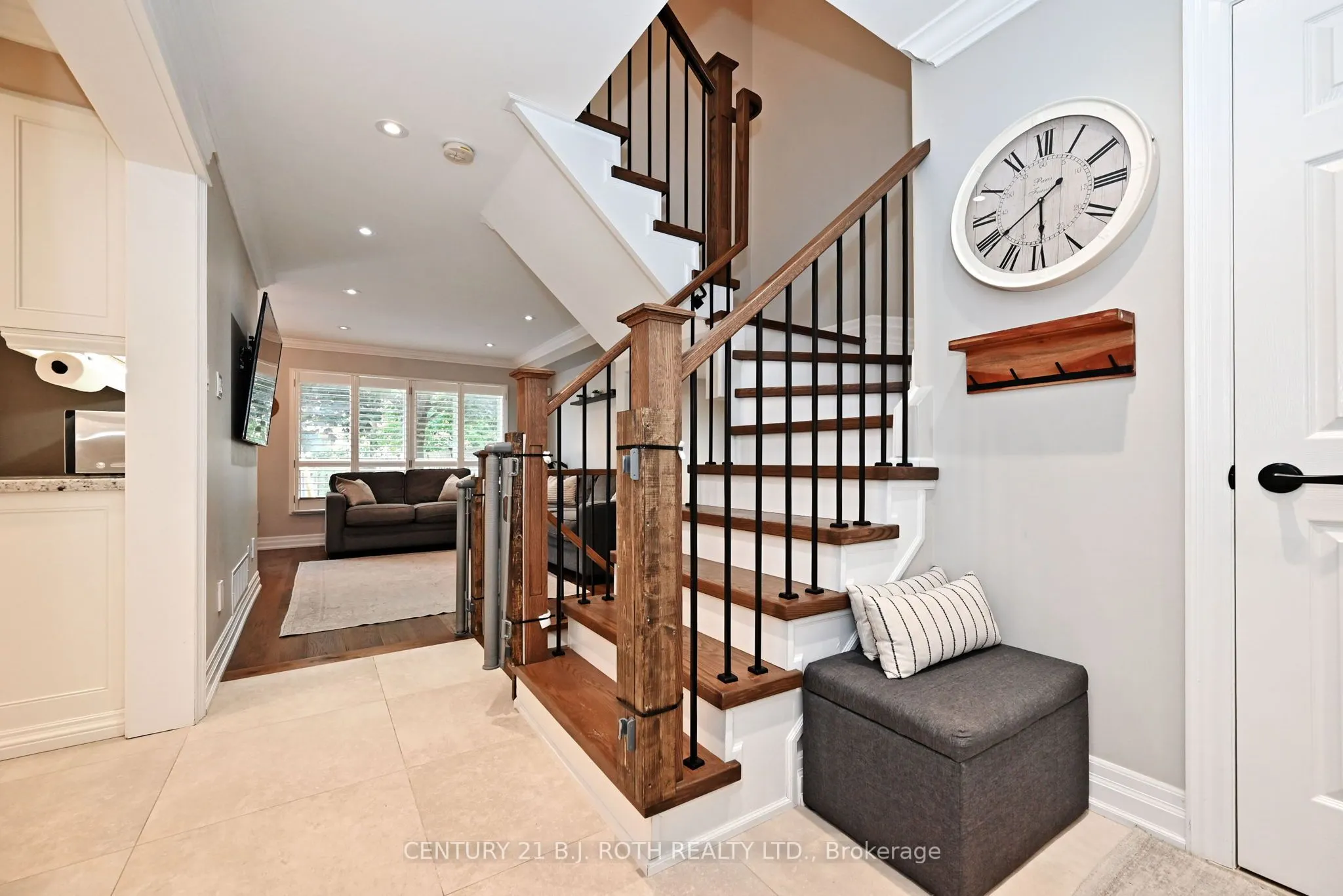 99 Sandfield Drive