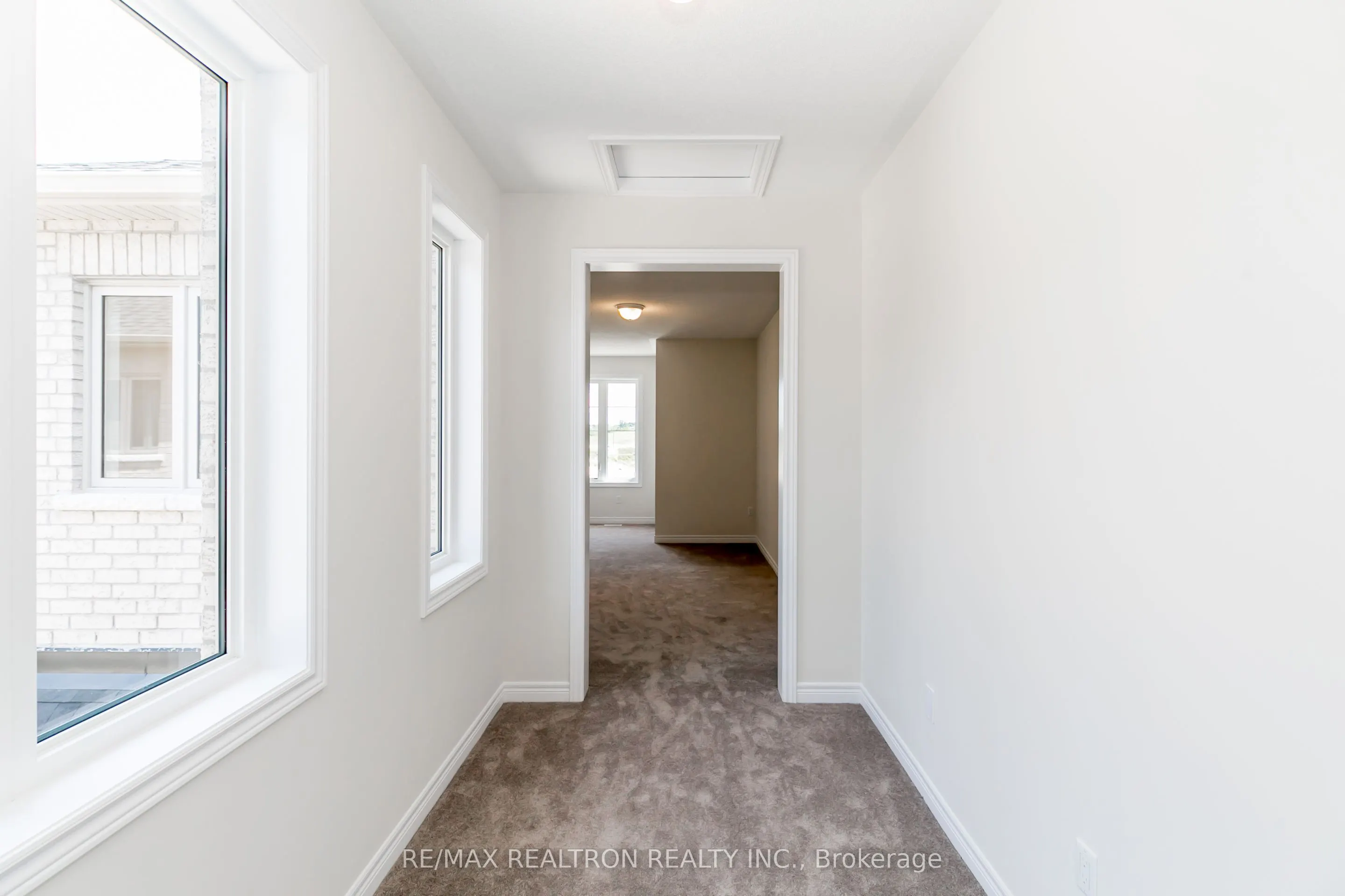 33 Applegate Drive