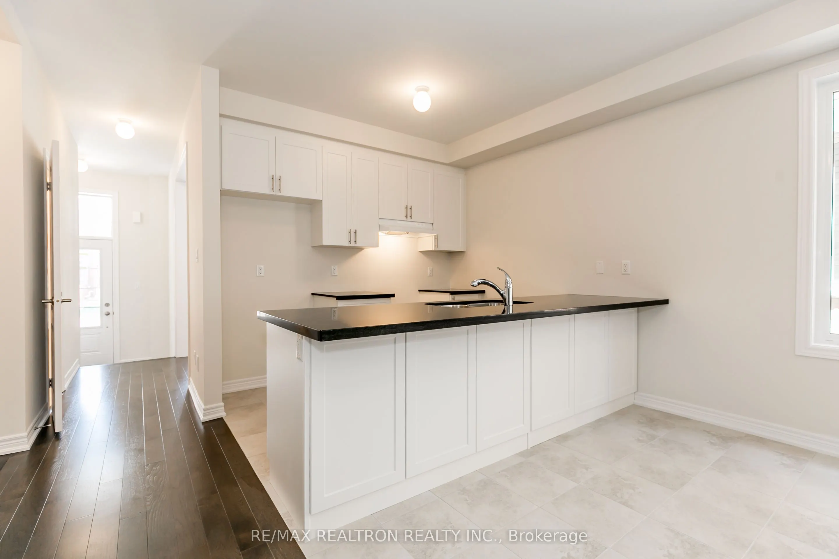33 Applegate Drive