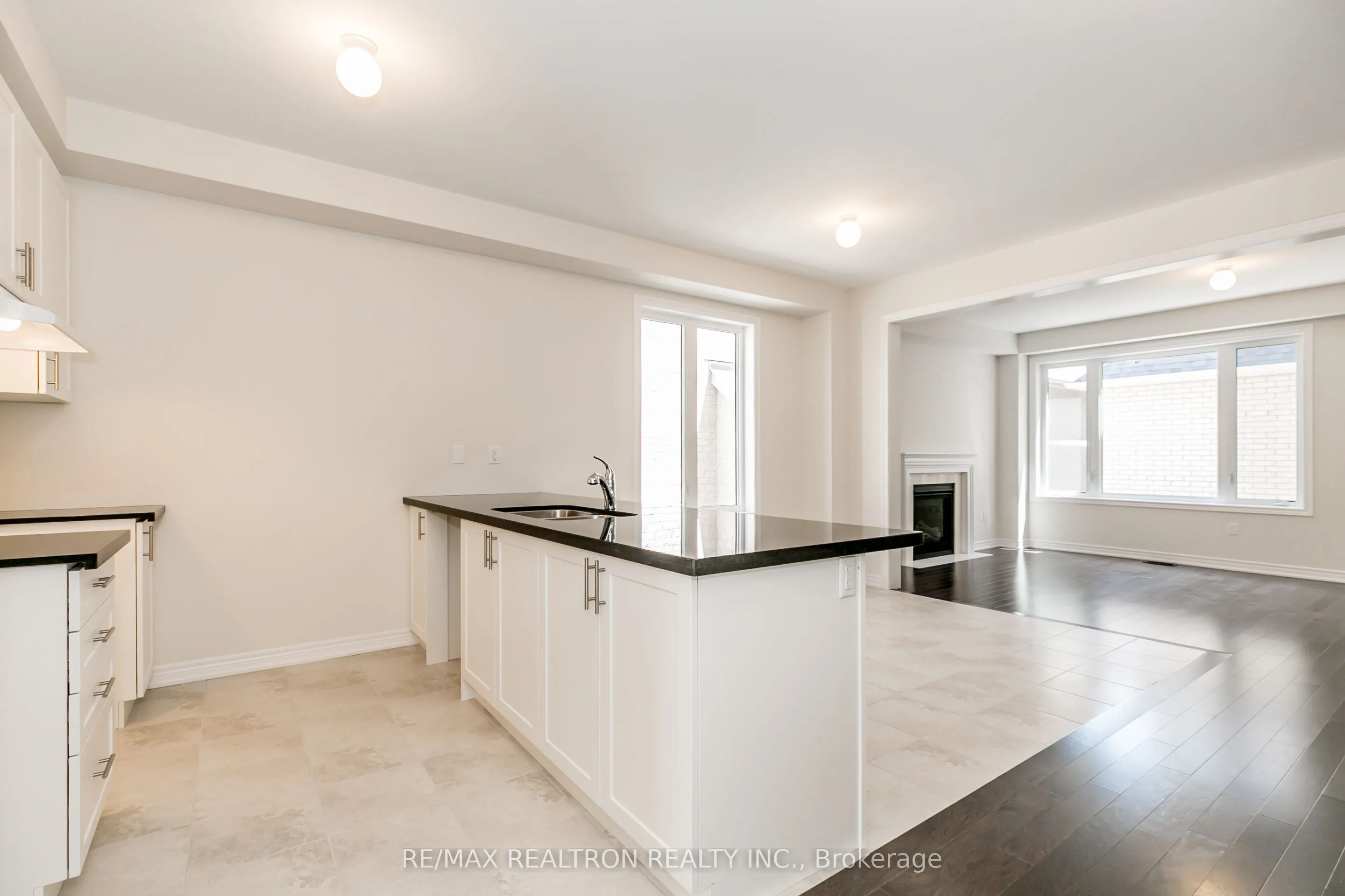 33 Applegate Drive