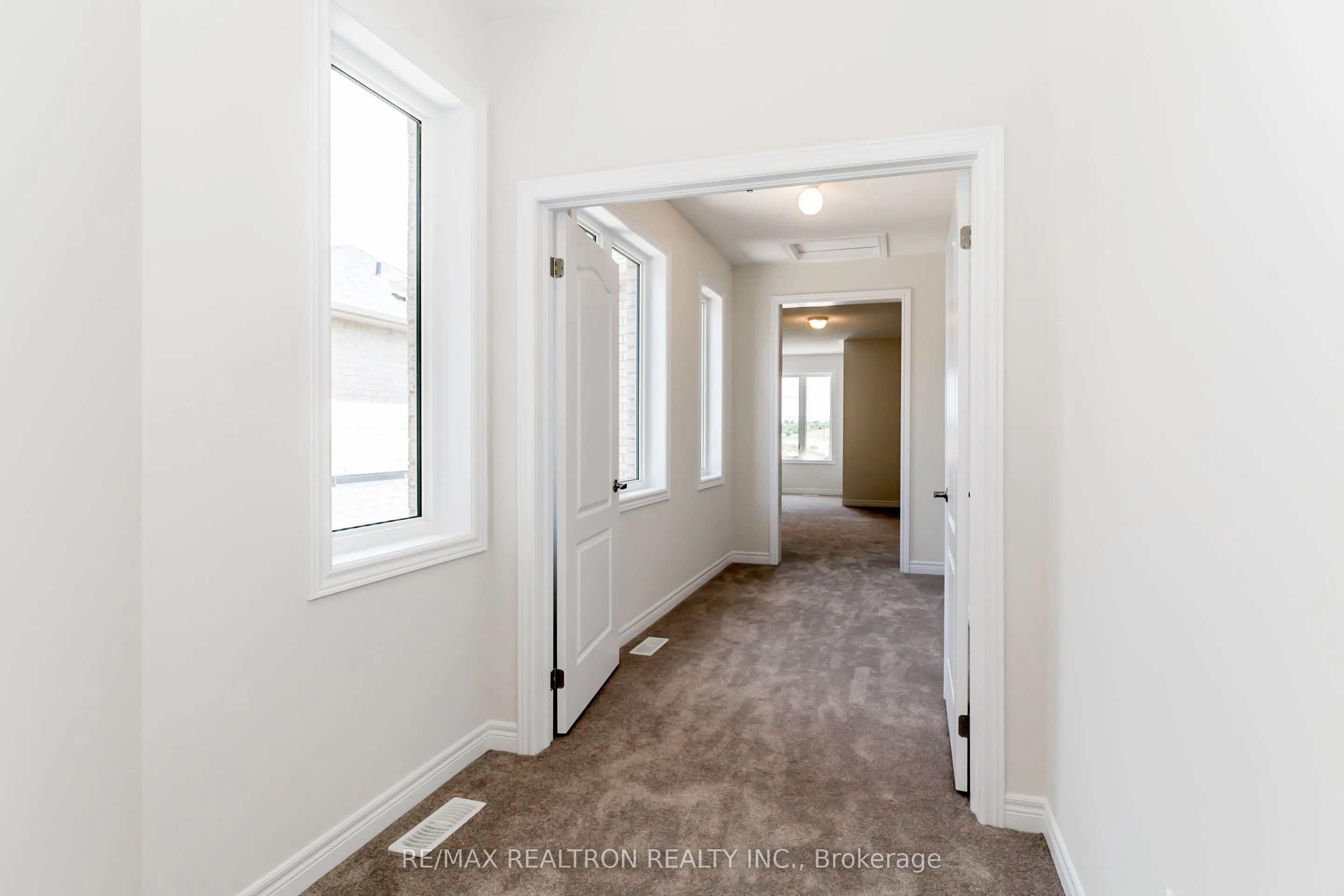 33 Applegate Drive