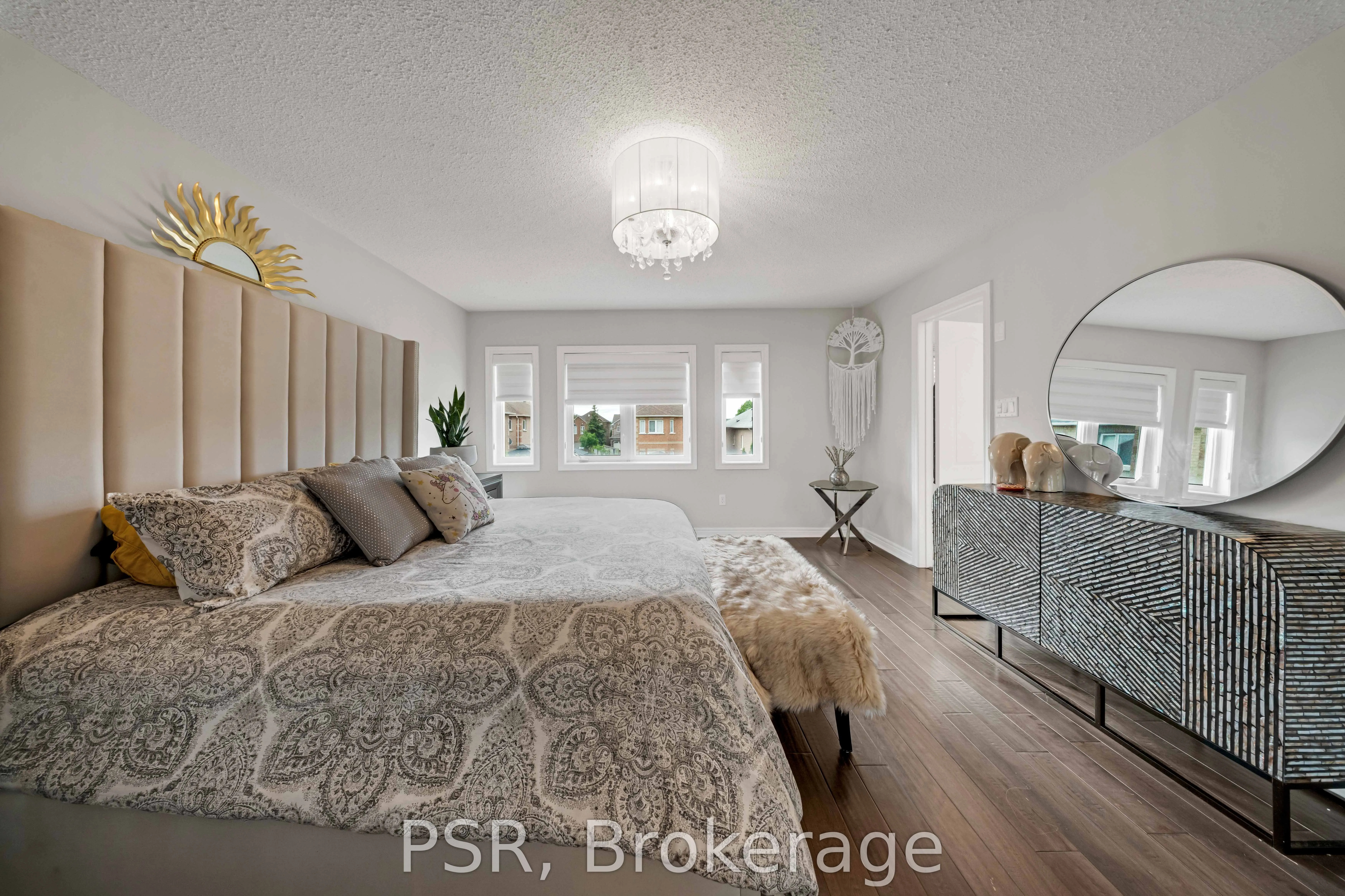 108 Villandry Crescent