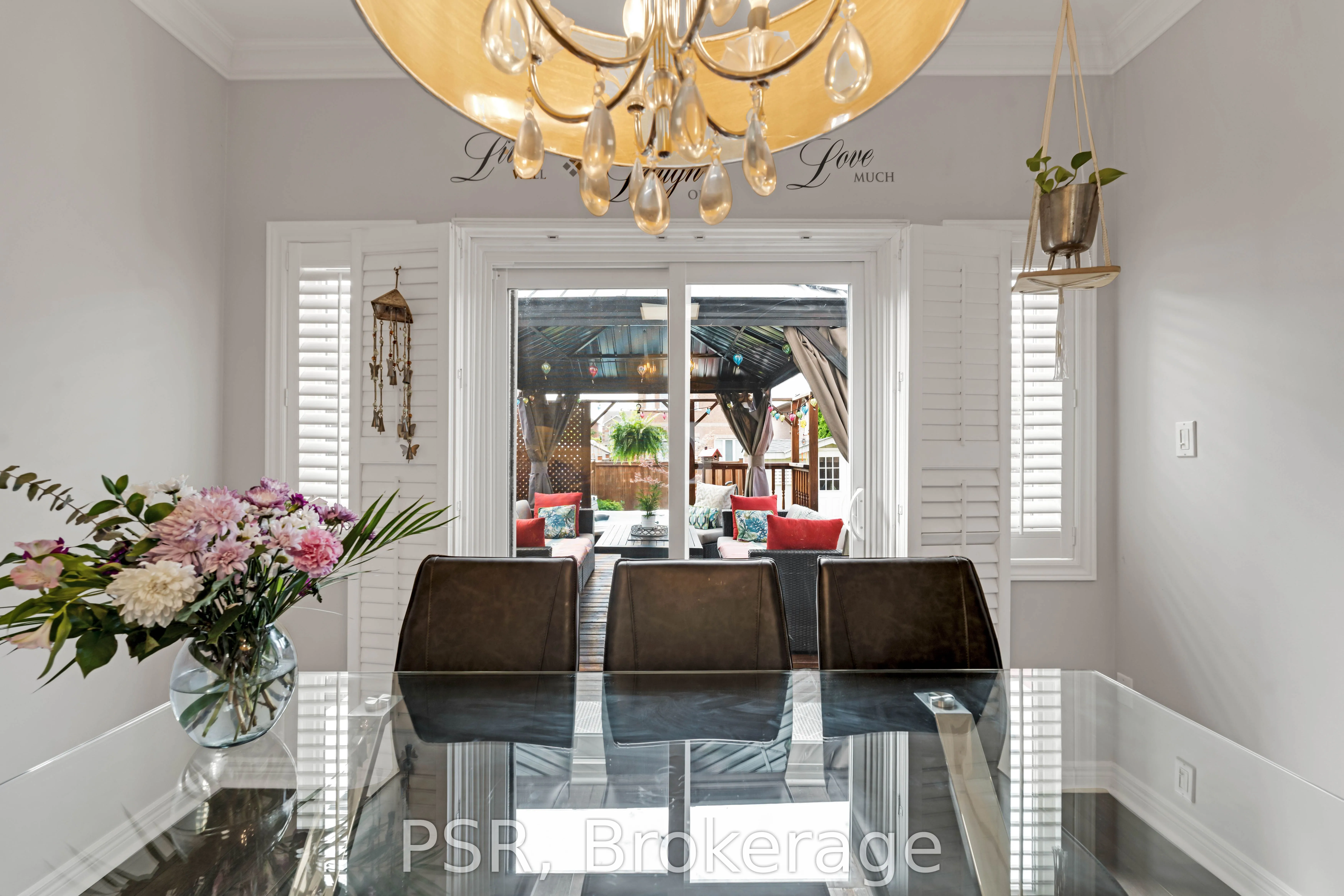 108 Villandry Crescent