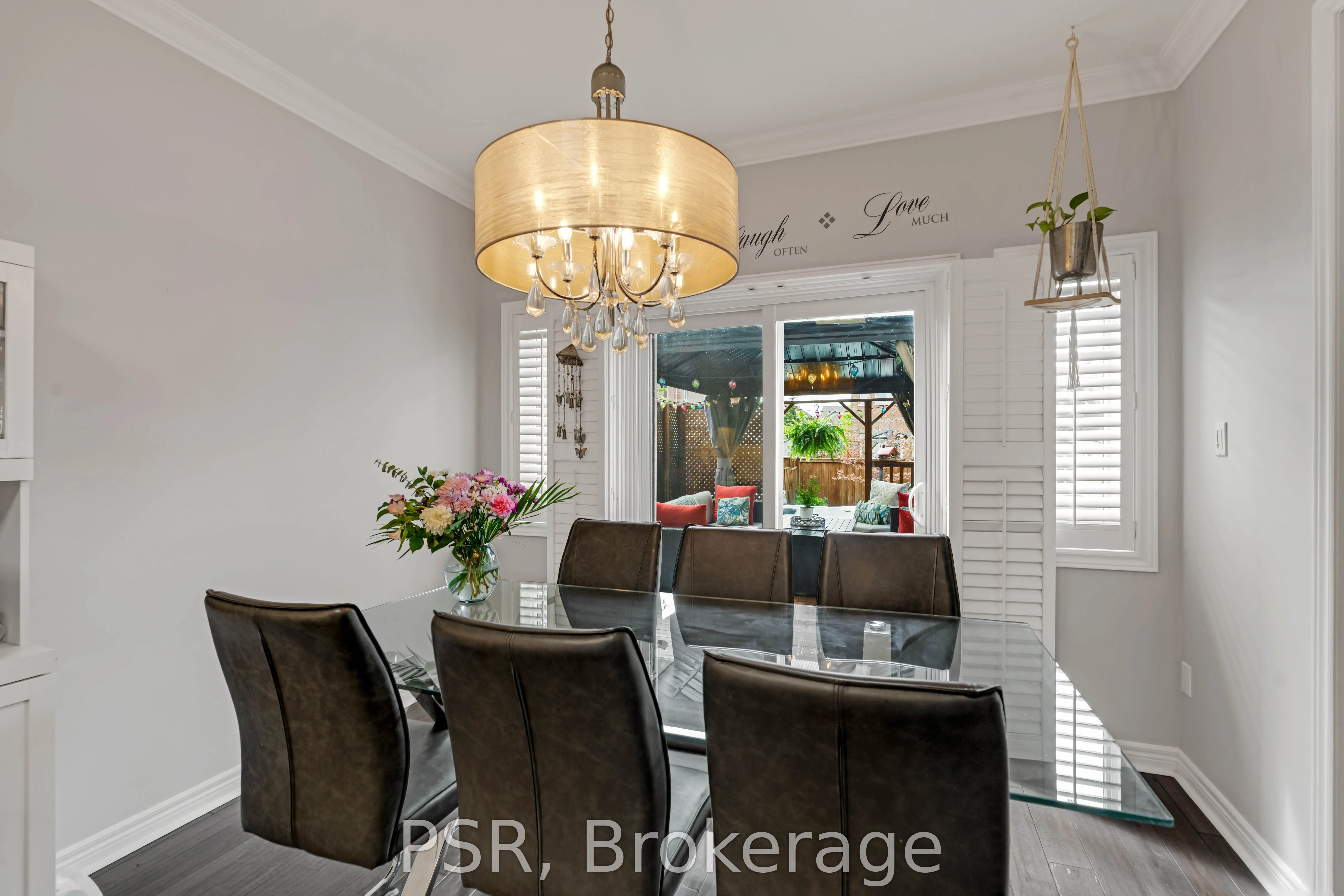108 Villandry Crescent