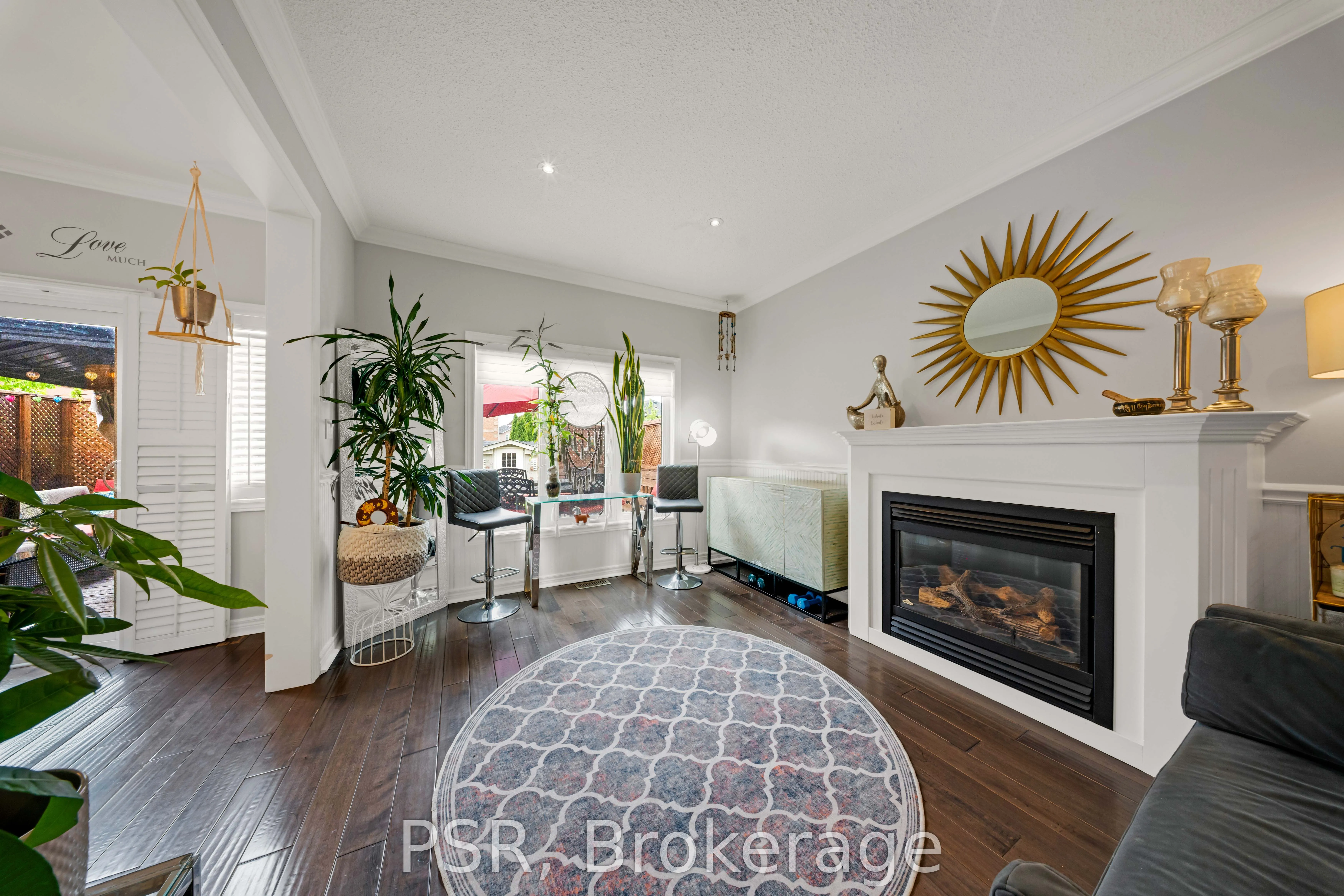 108 Villandry Crescent