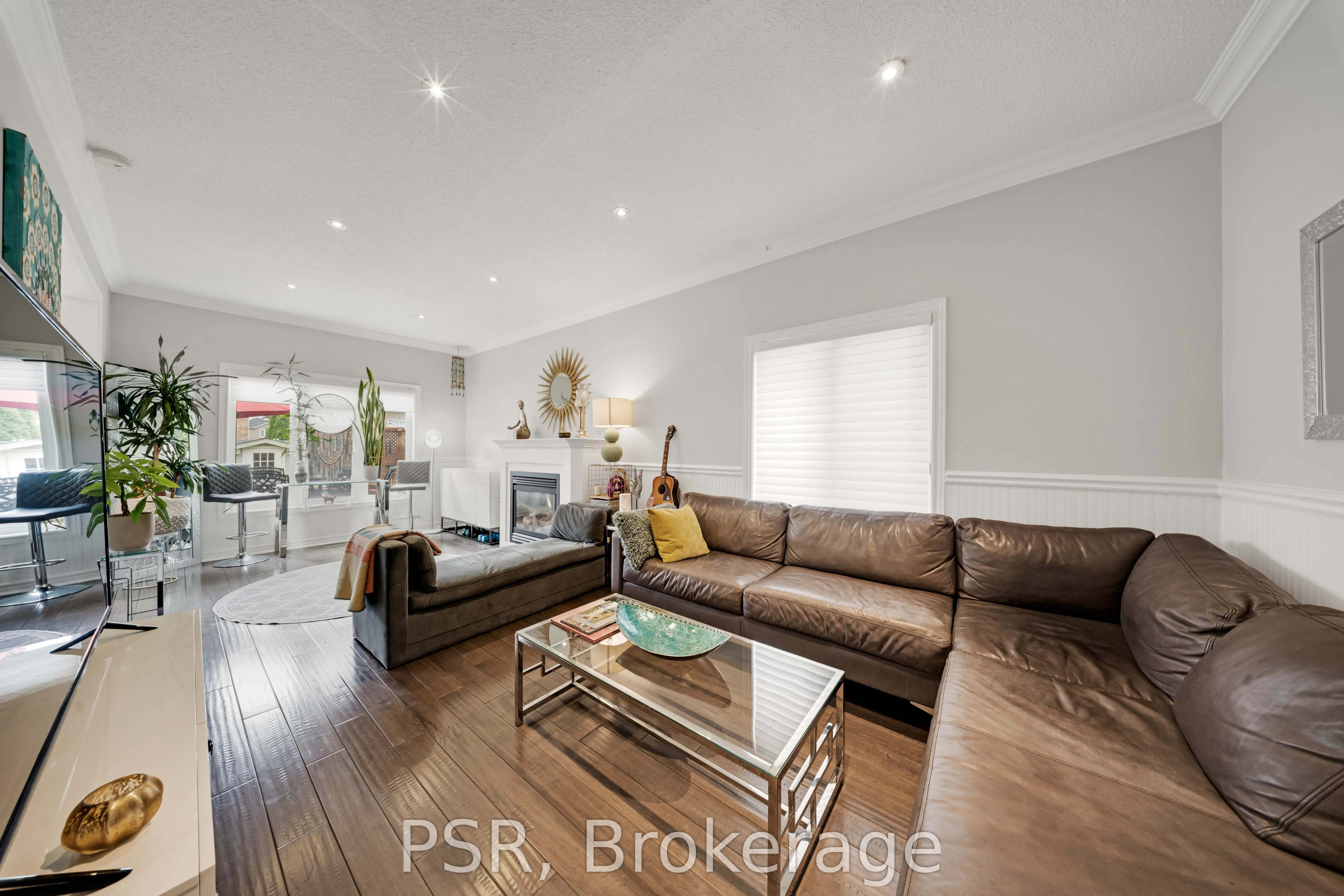 108 Villandry Crescent