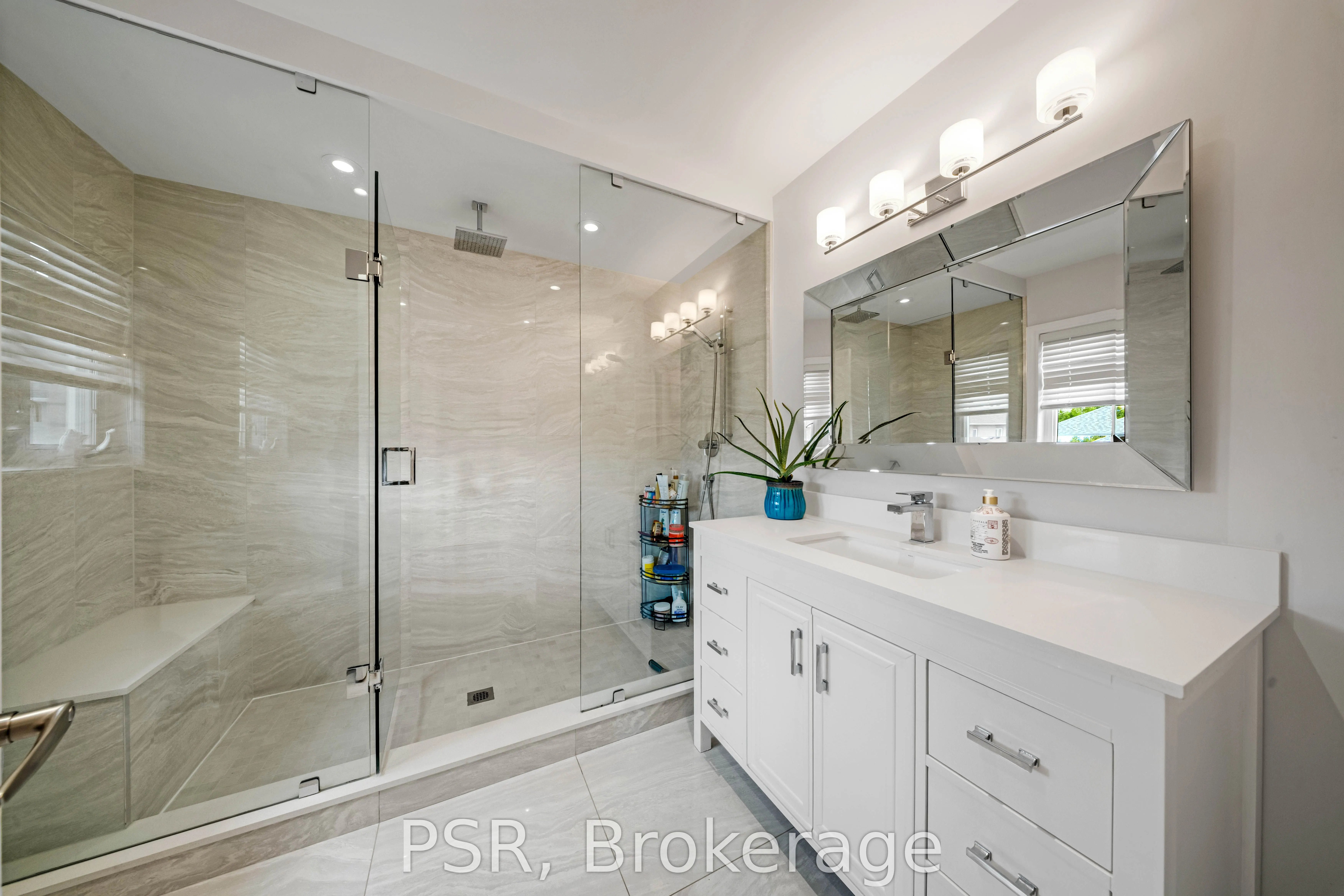 108 Villandry Crescent