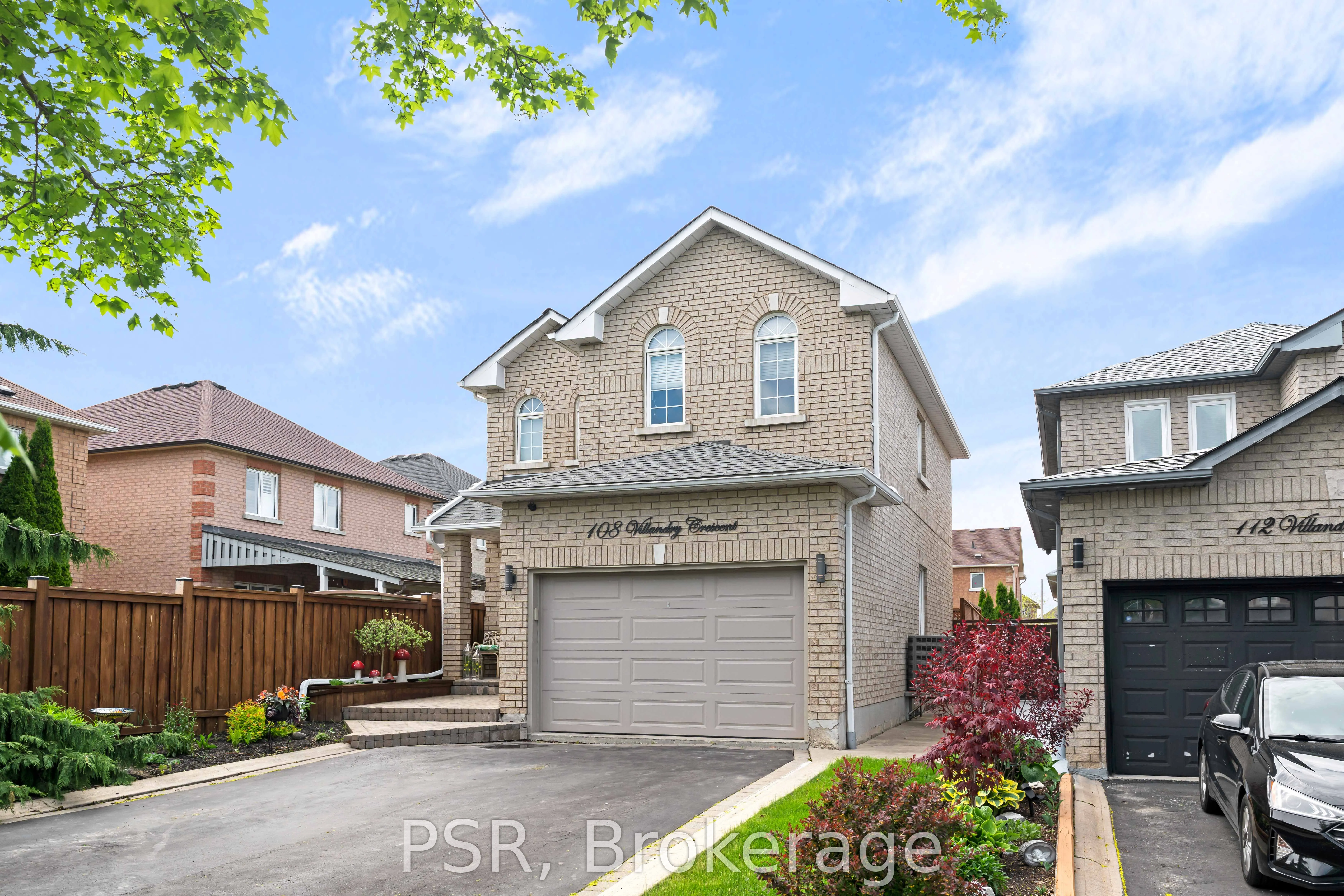 108 Villandry Crescent