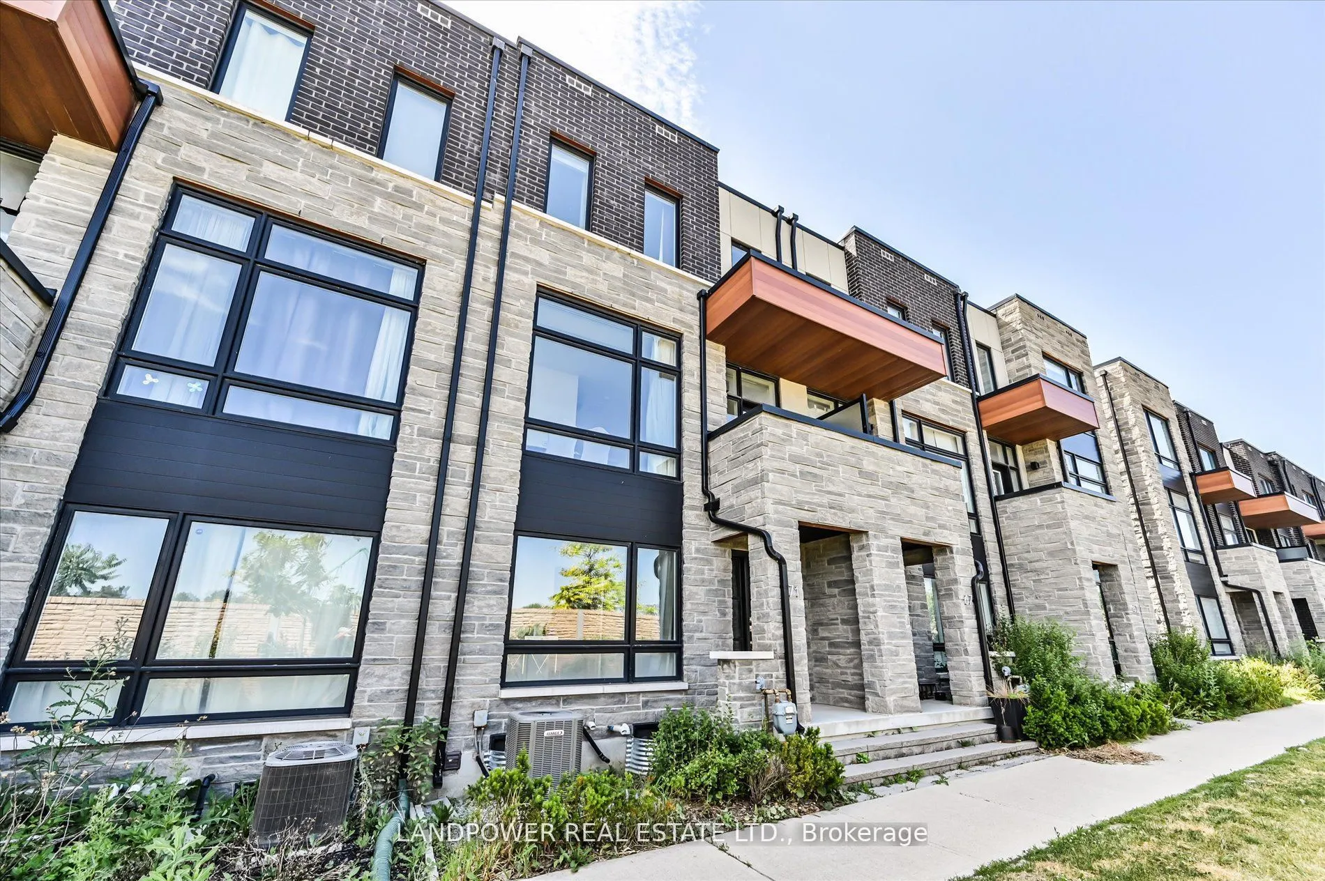 71 Carpaccio Avenue