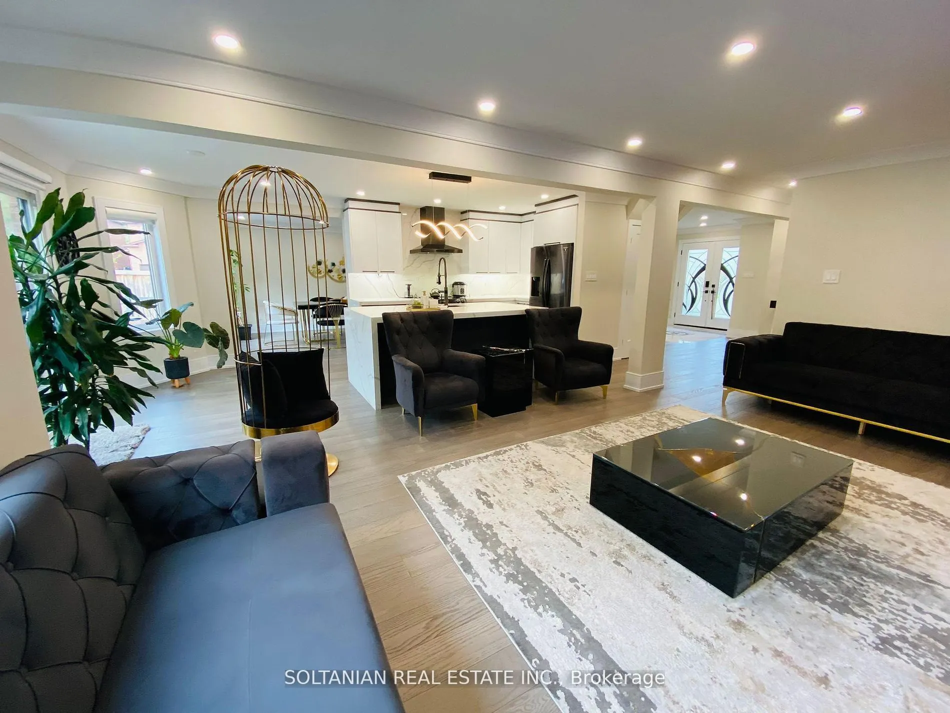 144 Gwendolyn Boulevard, #Main