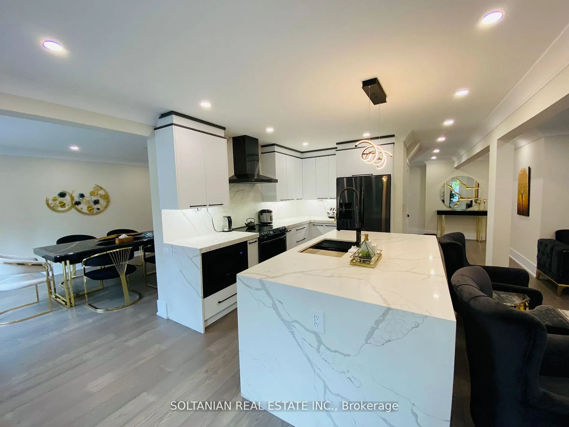 144 Gwendolyn Boulevard, #Main