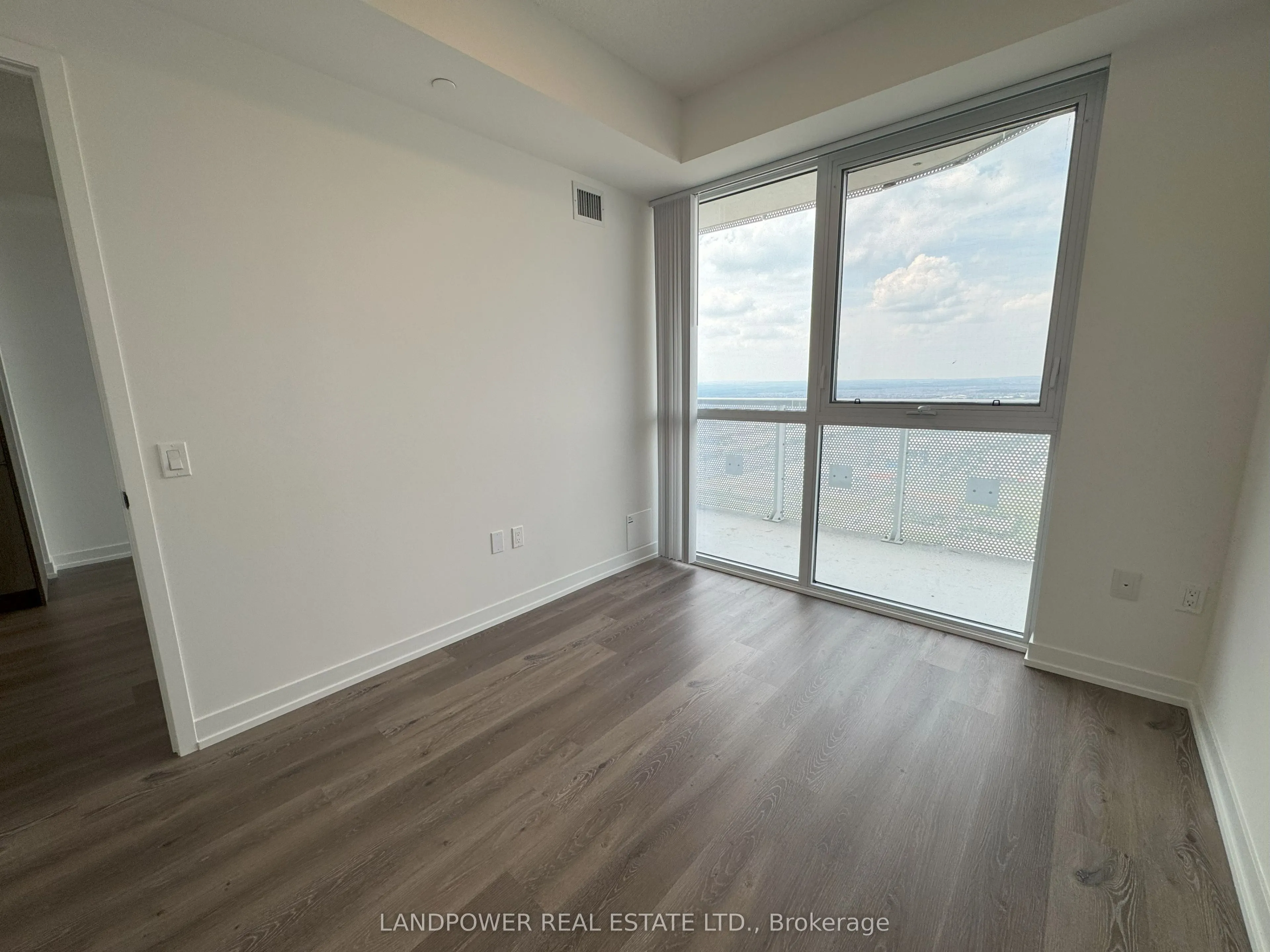 225 Commerce Street, #5511