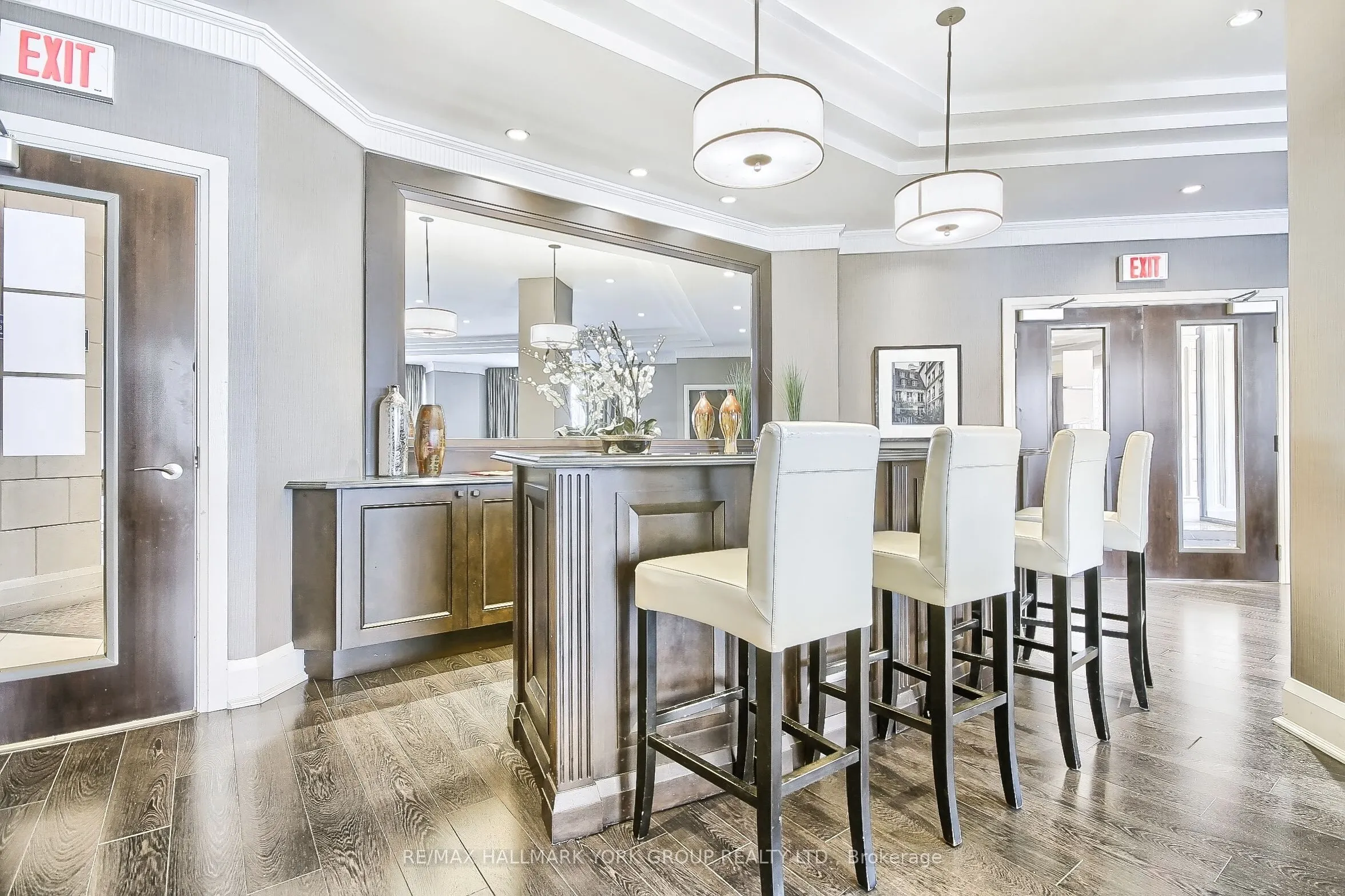 180 John West Way, #434