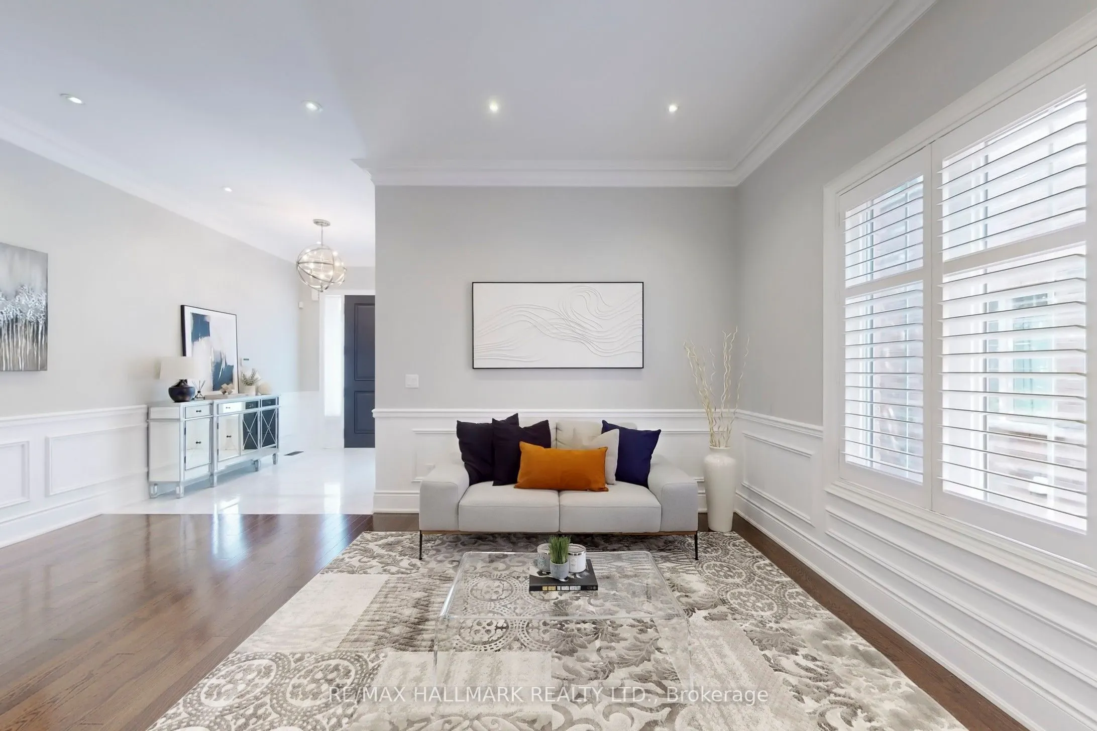 27 Emerald Heights Drive
