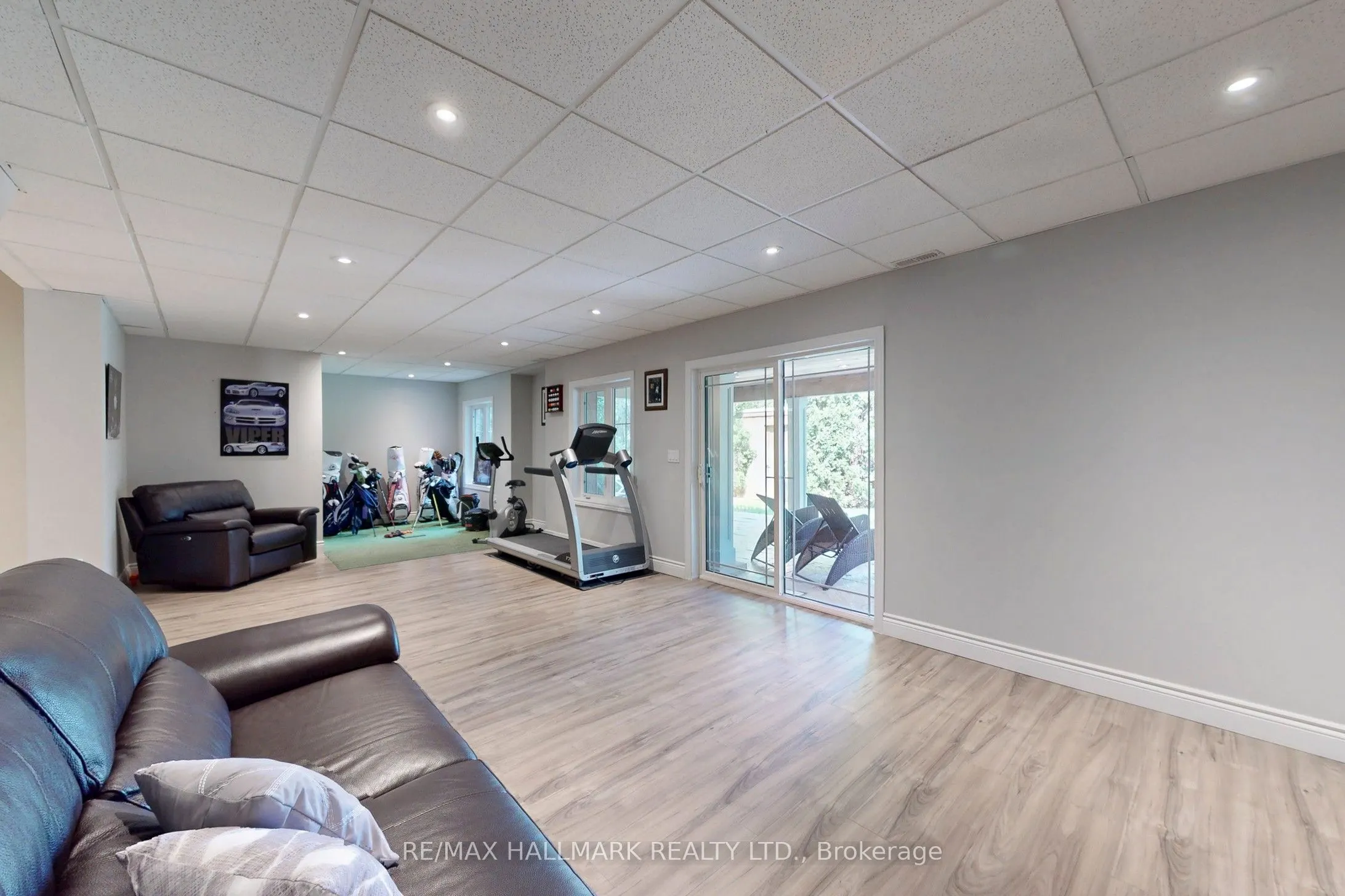 27 Emerald Heights Drive
