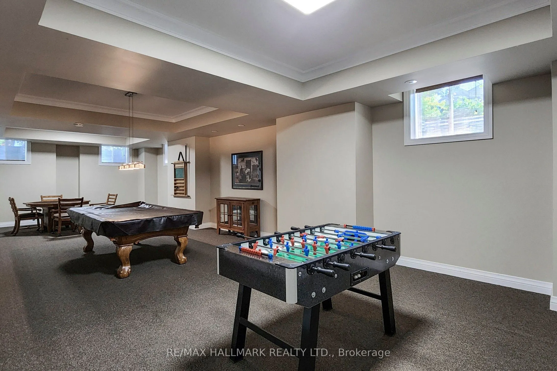 27 Emerald Heights Drive