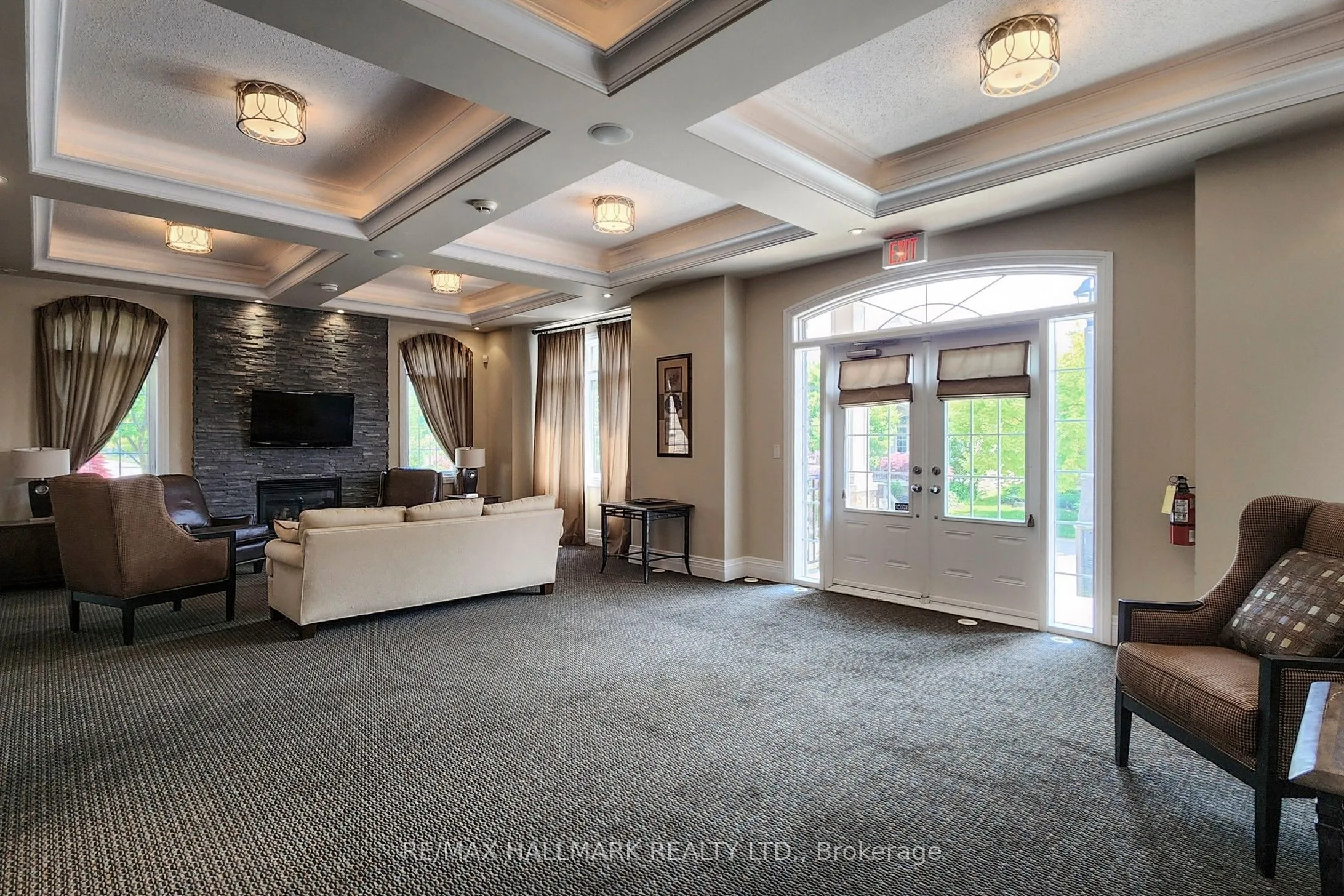 27 Emerald Heights Drive