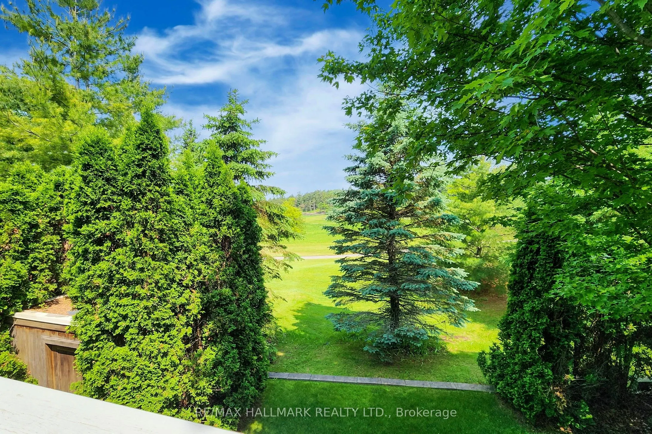 27 Emerald Heights Drive