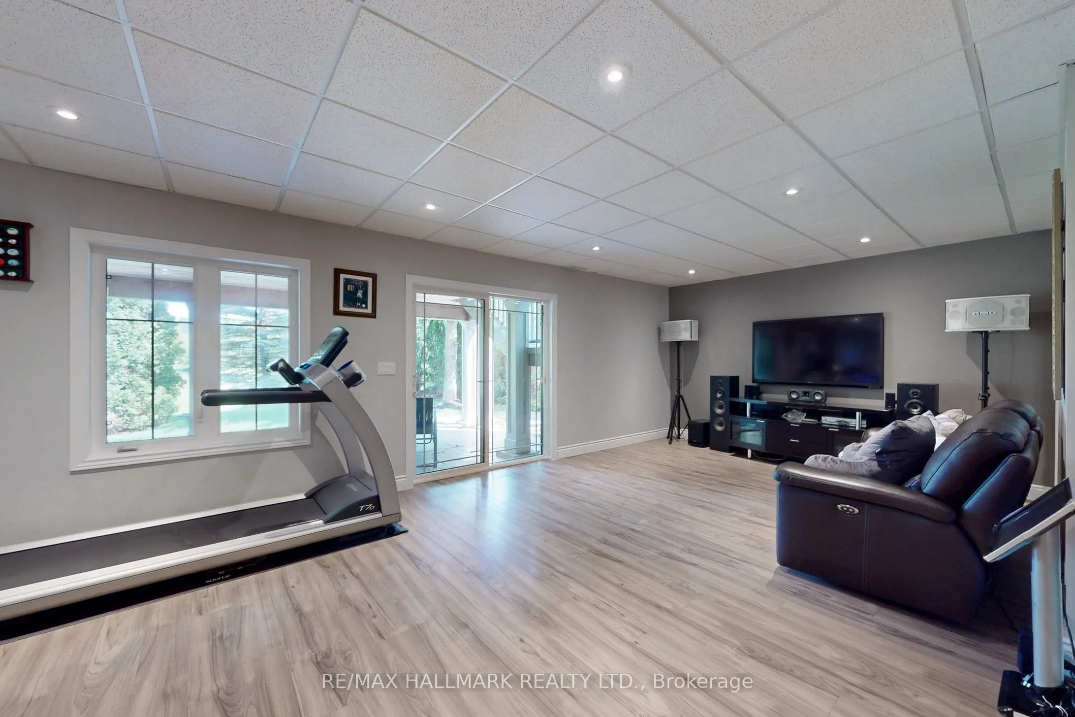 27 Emerald Heights Drive